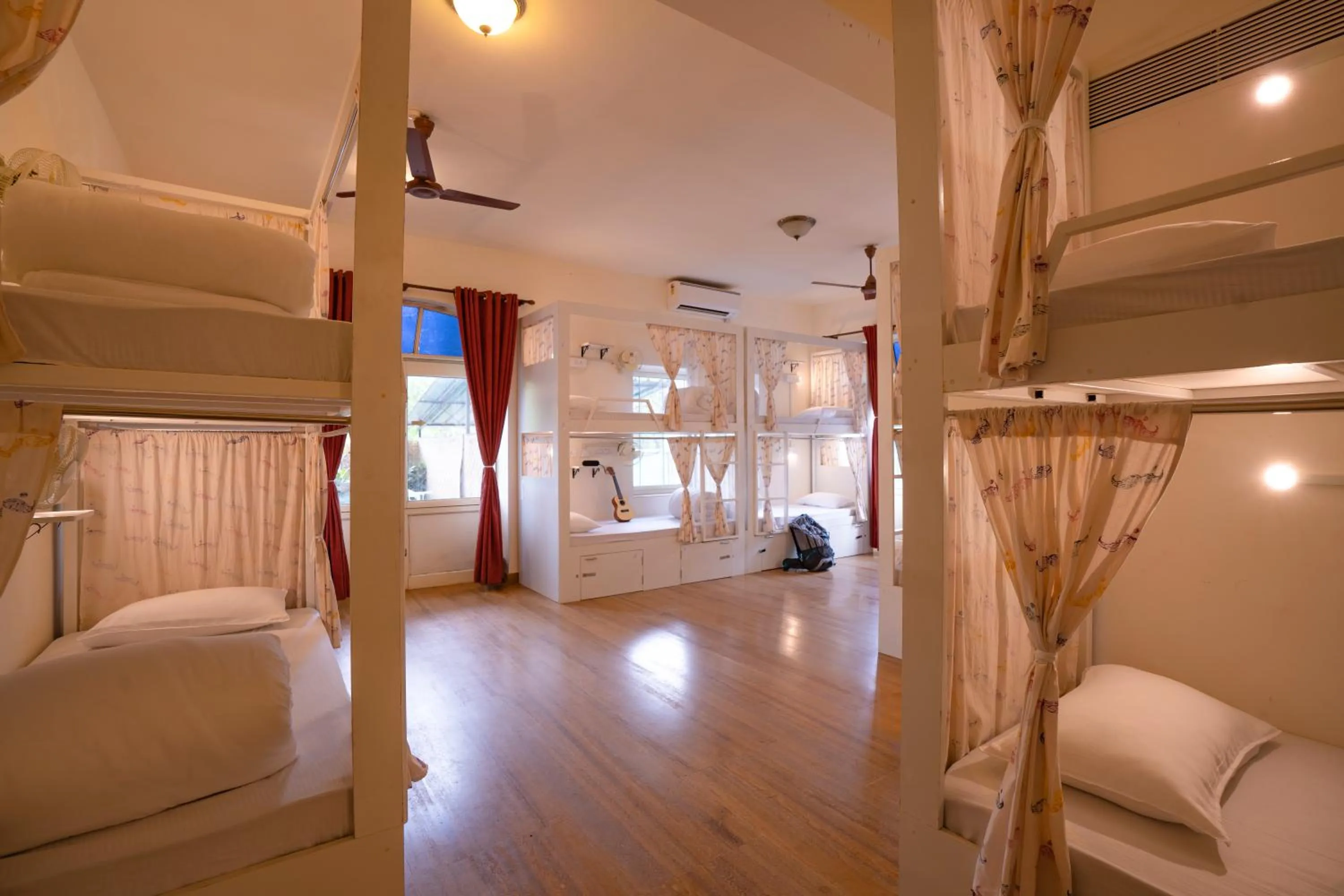 bunk bed, Bed in Moustache Goa Luxuria