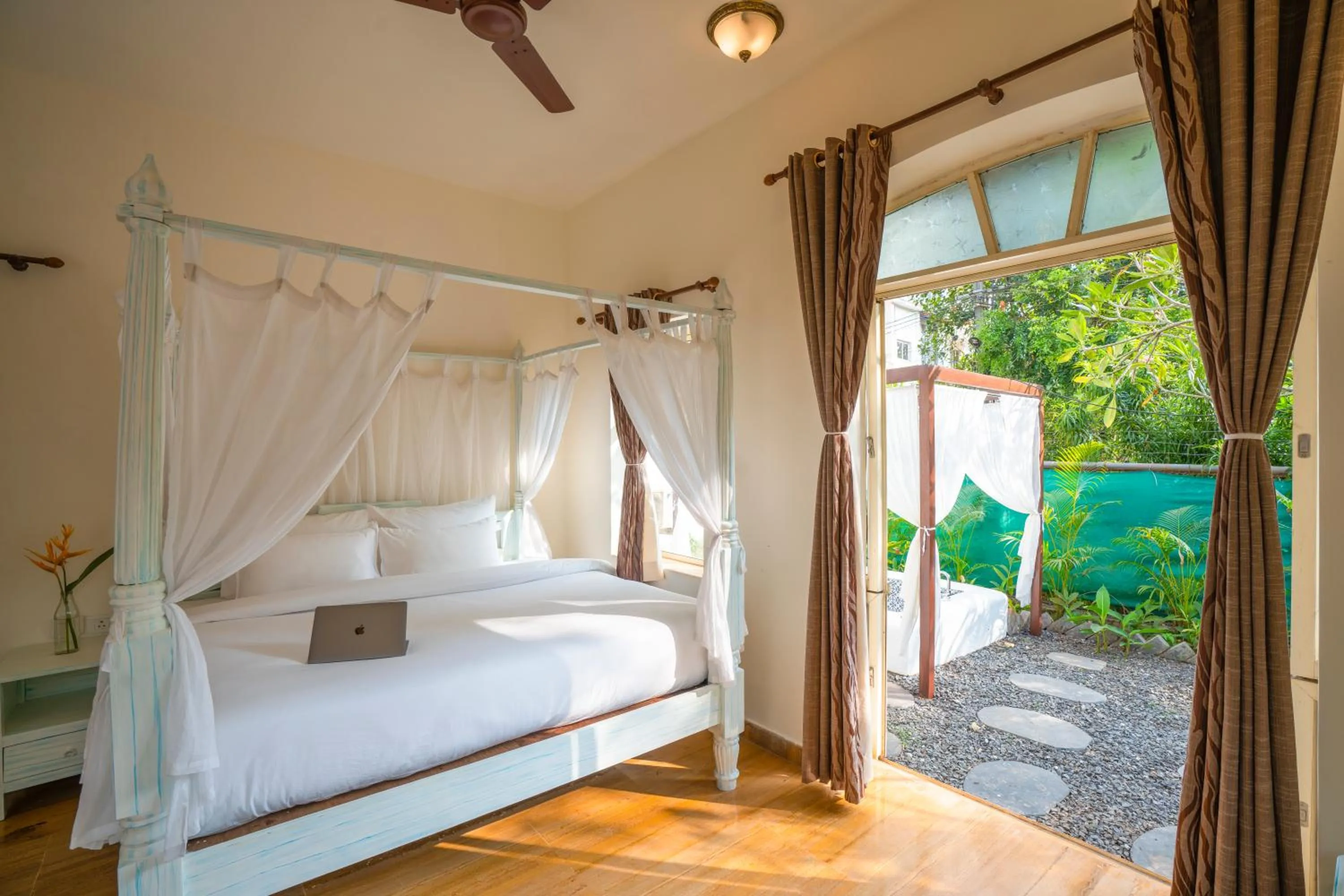 Bedroom, Bed in Moustache Goa Luxuria