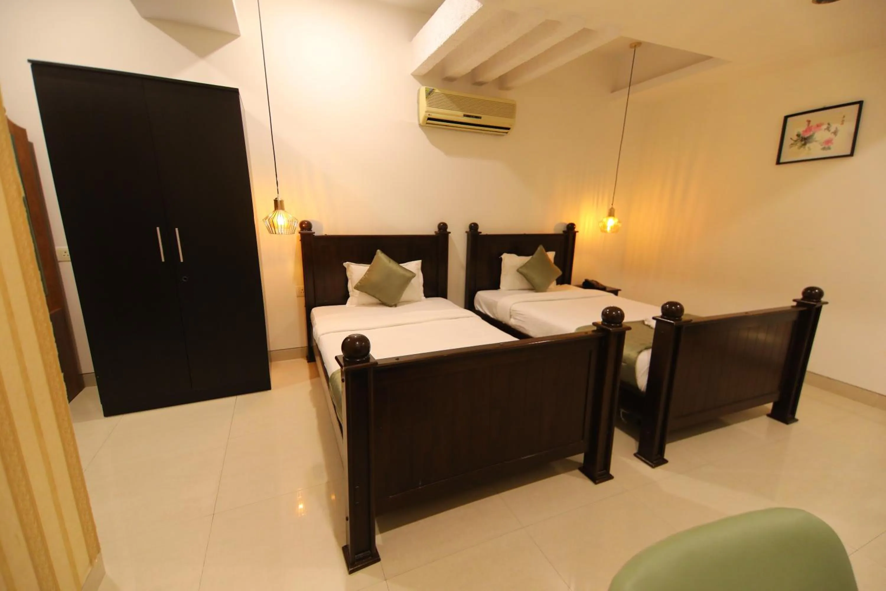 Bed in Earth Hotels Domlur