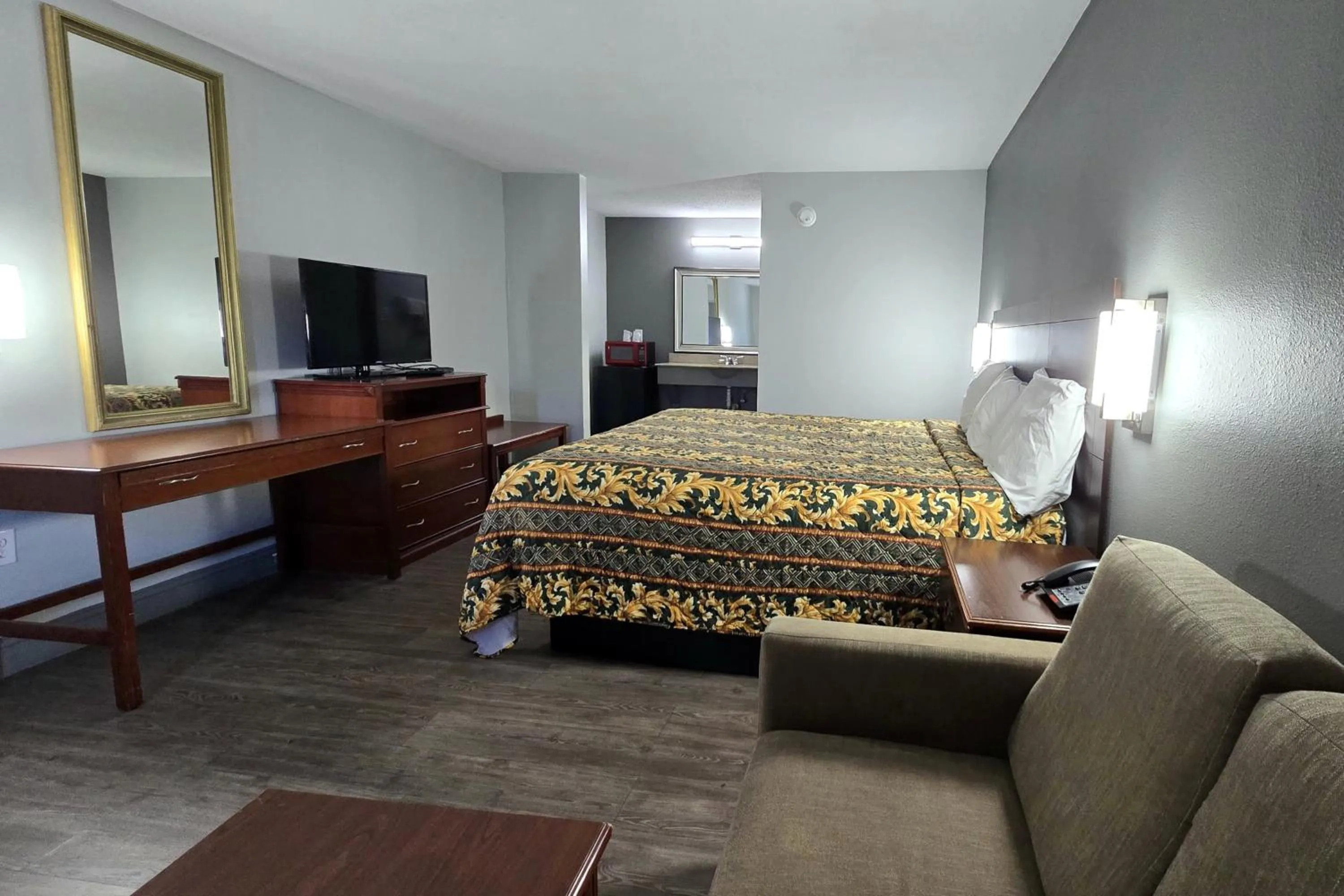 Bedroom, Bed in Eagle Inn by Hotel O Richmond Midlothian Turnpike