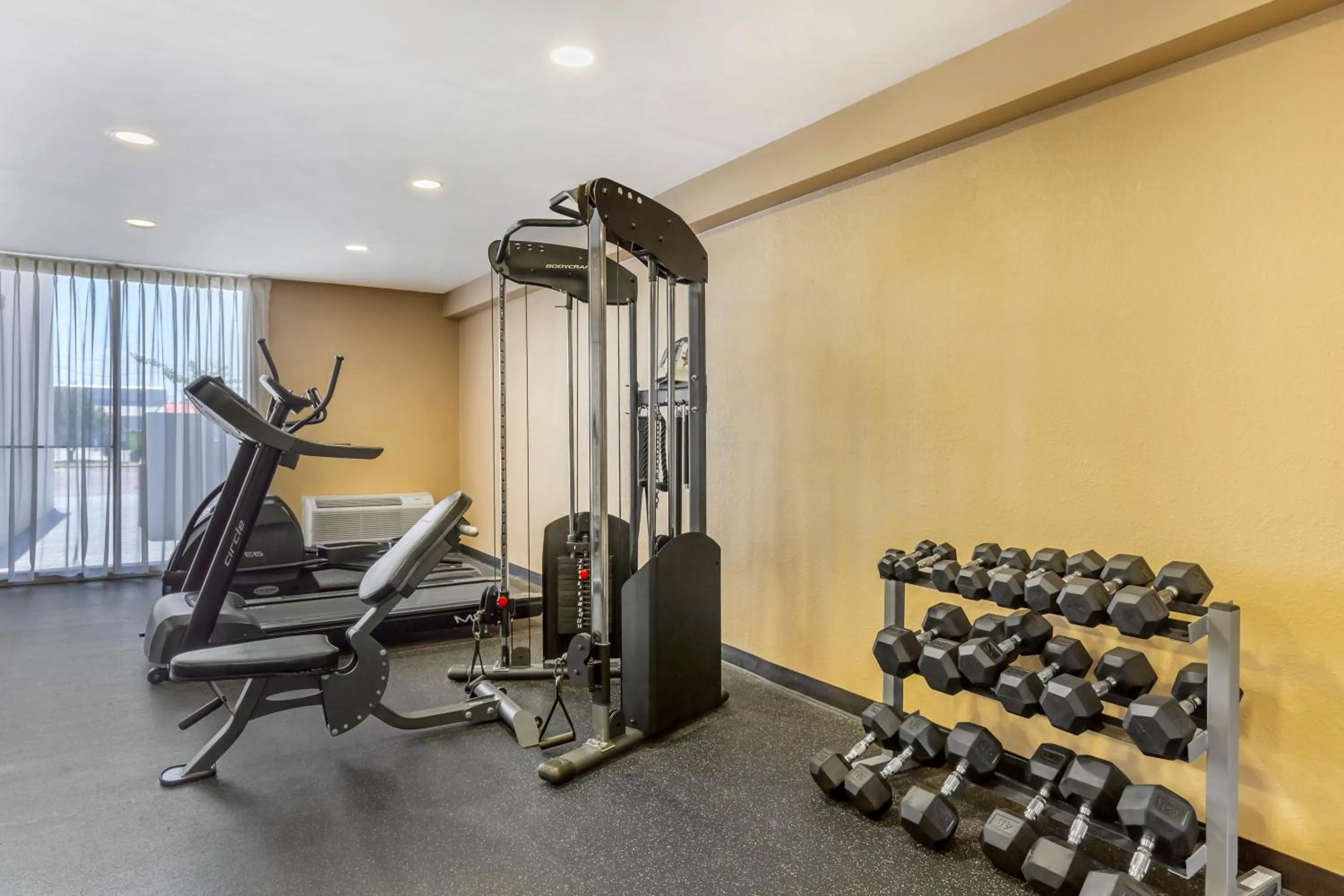 Comfort Inn & Suites Spring Lake - Fayetteville near Fort Bragg