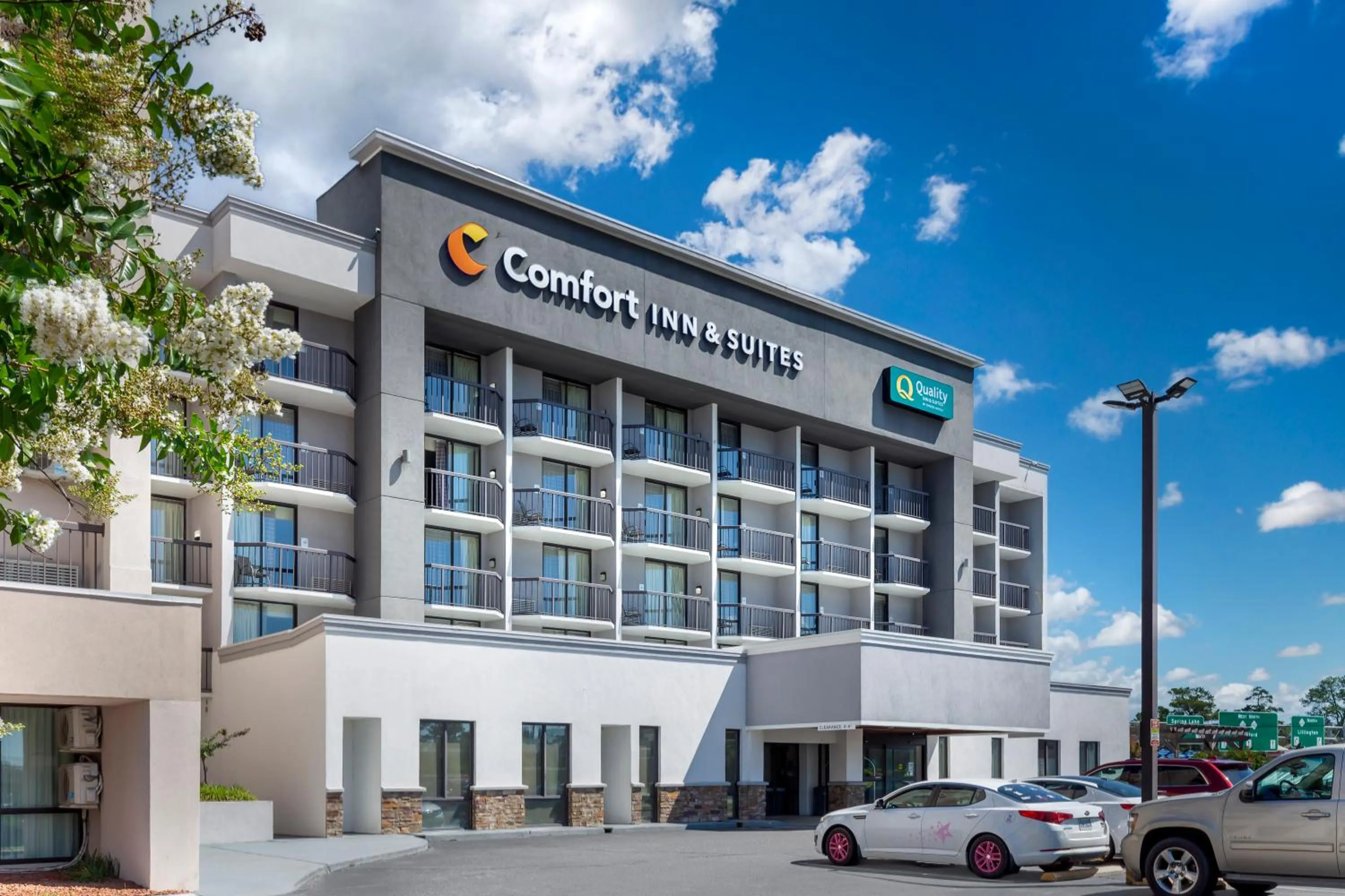 Comfort Inn & Suites Spring Lake - Fayetteville near Fort Bragg