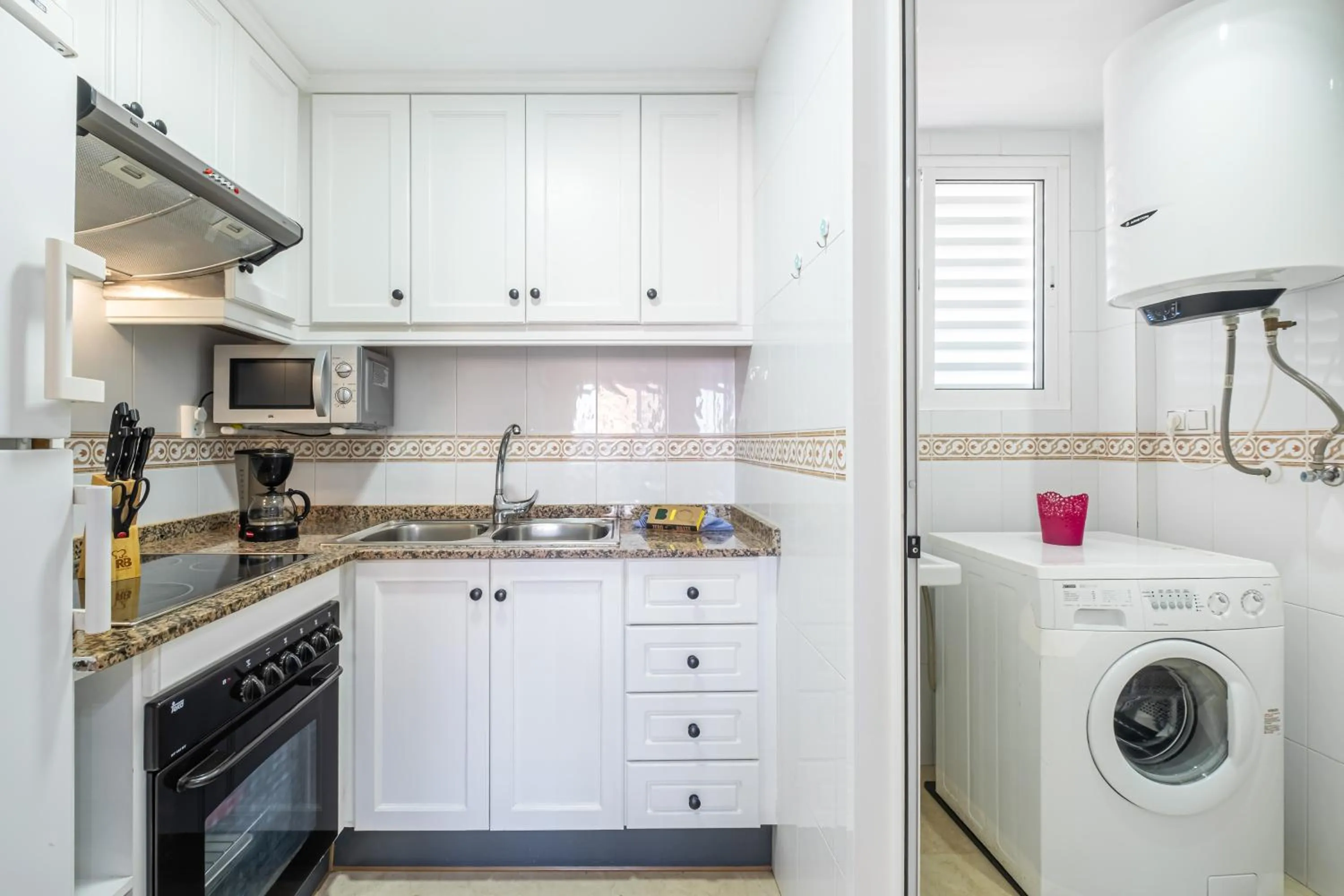 Kitchen or kitchenette in Gemelos 22 Resort Apartment 2-15-B Levante Beach