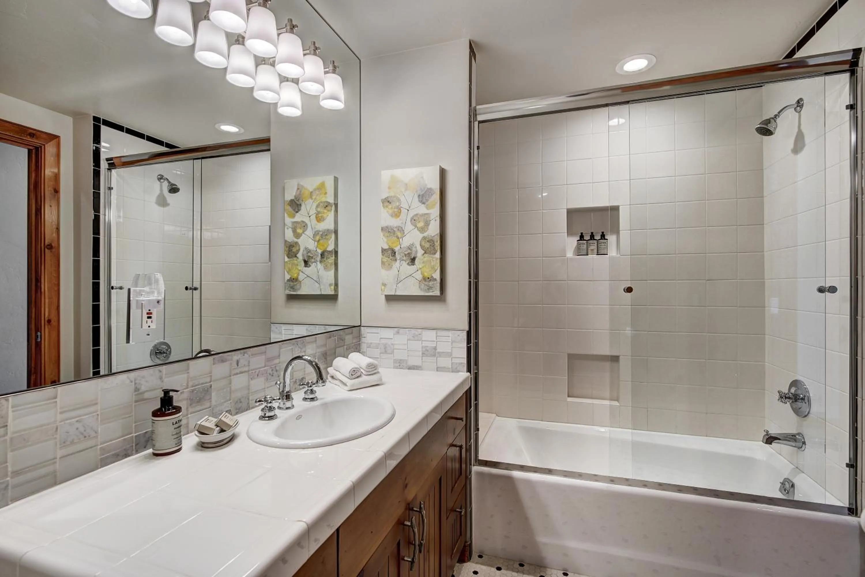 Bathroom in Bachelor Gulch Village