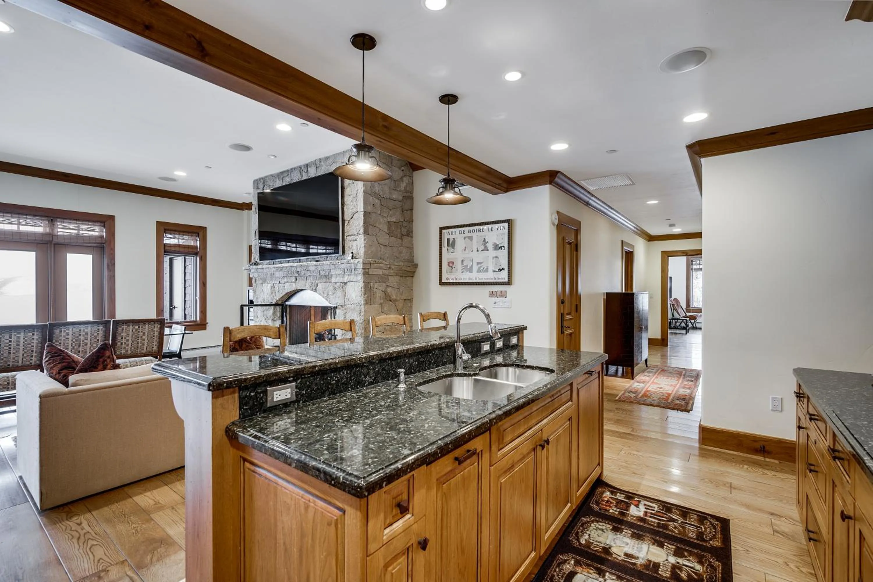 Kitchen or kitchenette in Bachelor Gulch Village