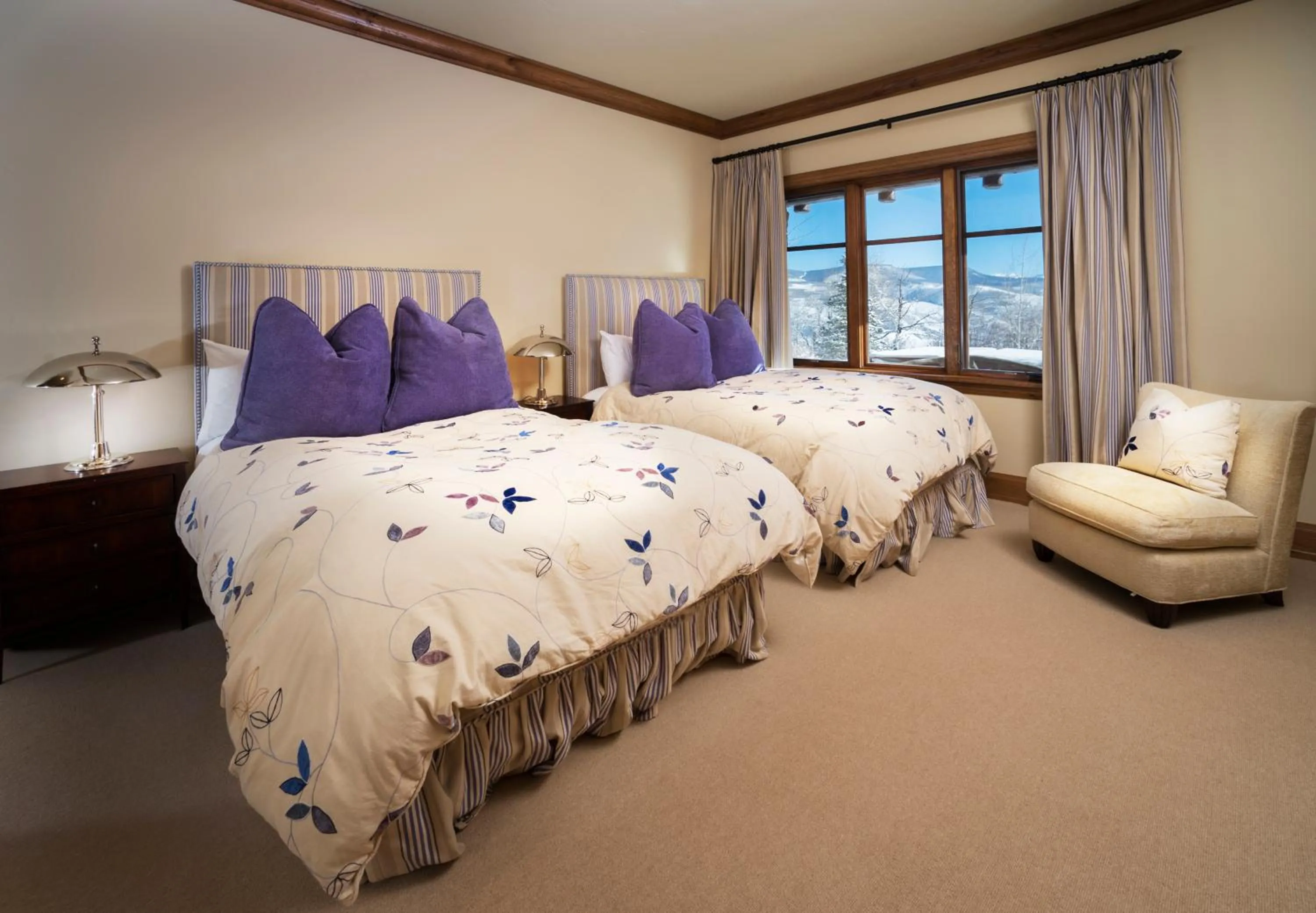 Bedroom, Bed in Bachelor Gulch Village