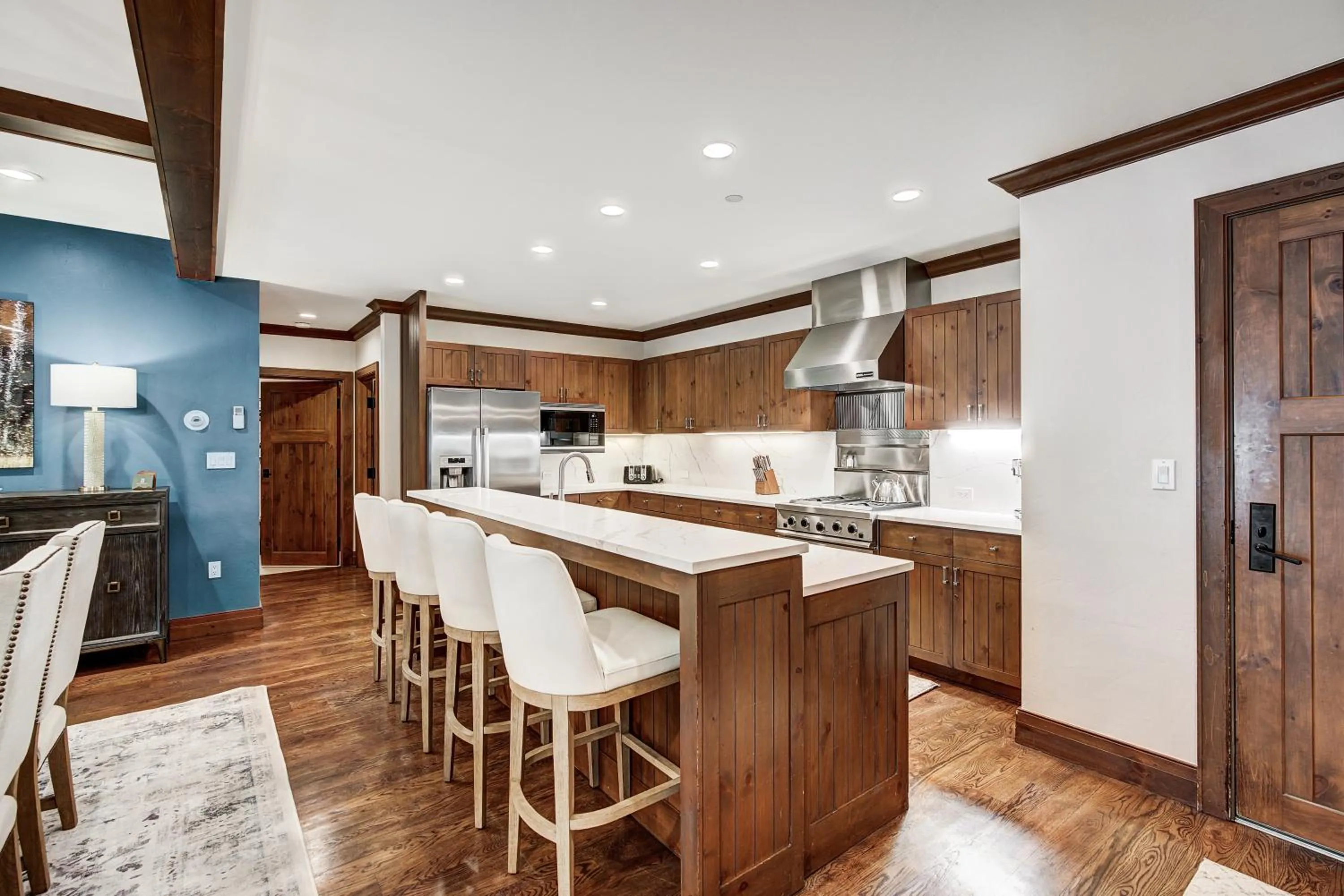 Kitchen or kitchenette in Bachelor Gulch Village