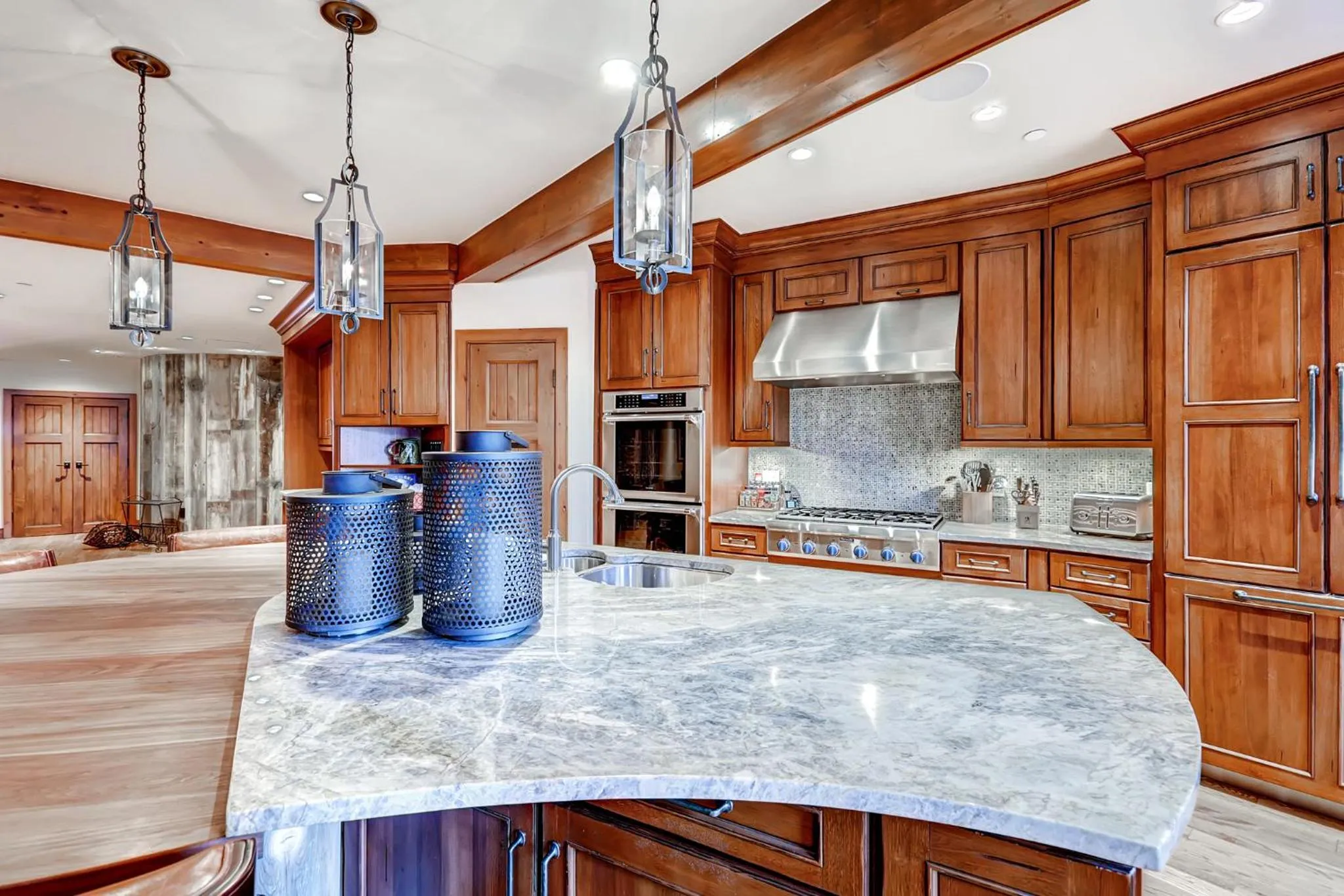 Kitchen or kitchenette in Bachelor Gulch Village