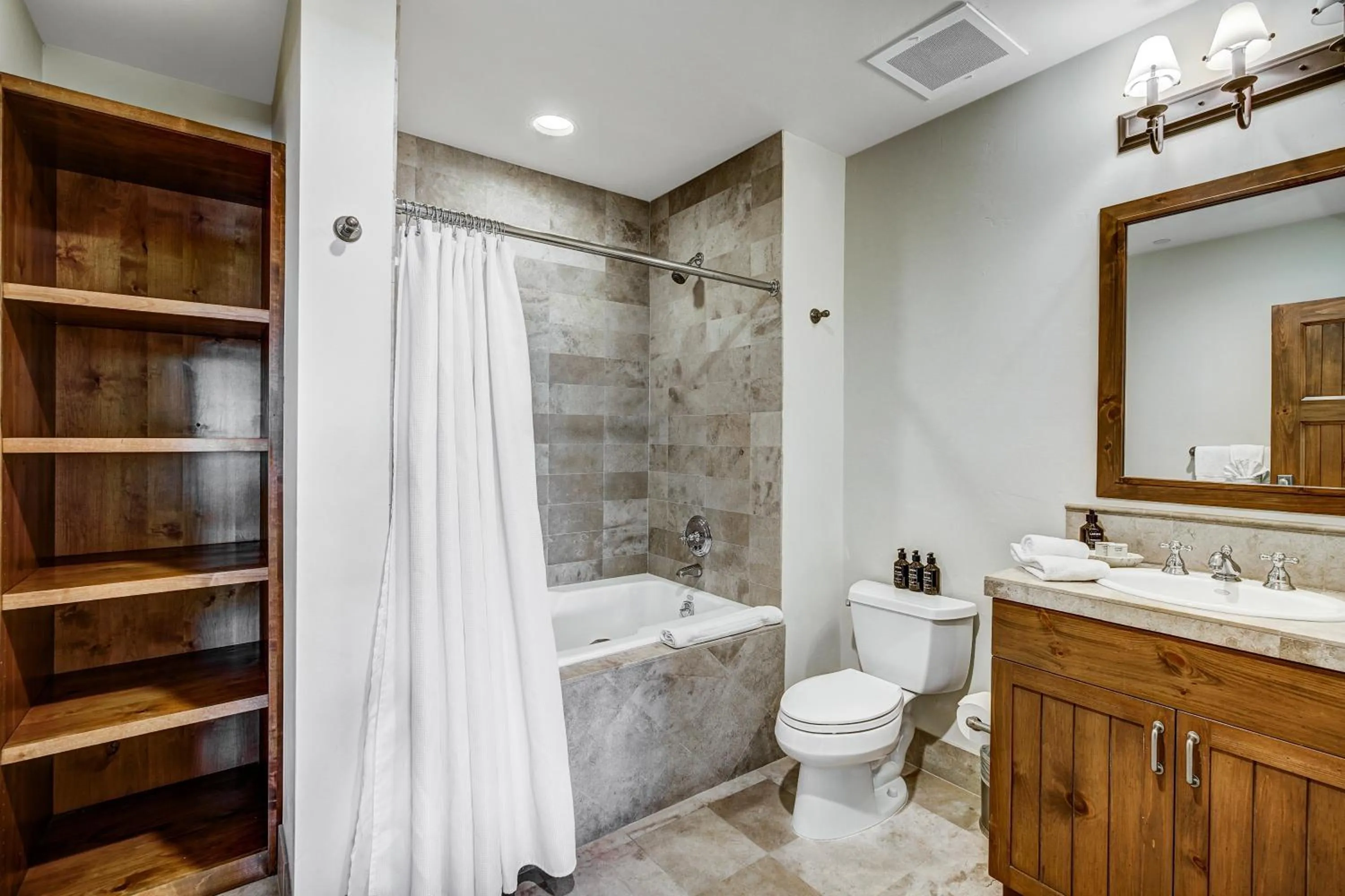 Bathroom in Bachelor Gulch Village