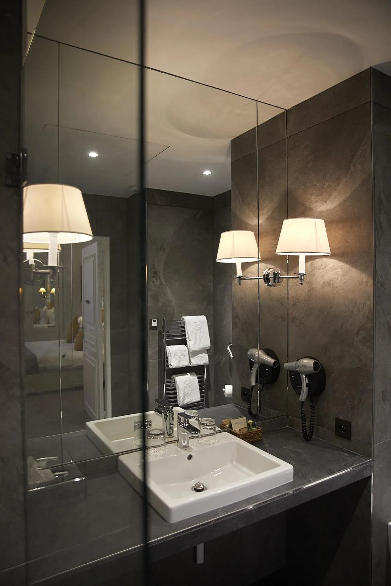 Hôtel du Danube Saint Germain