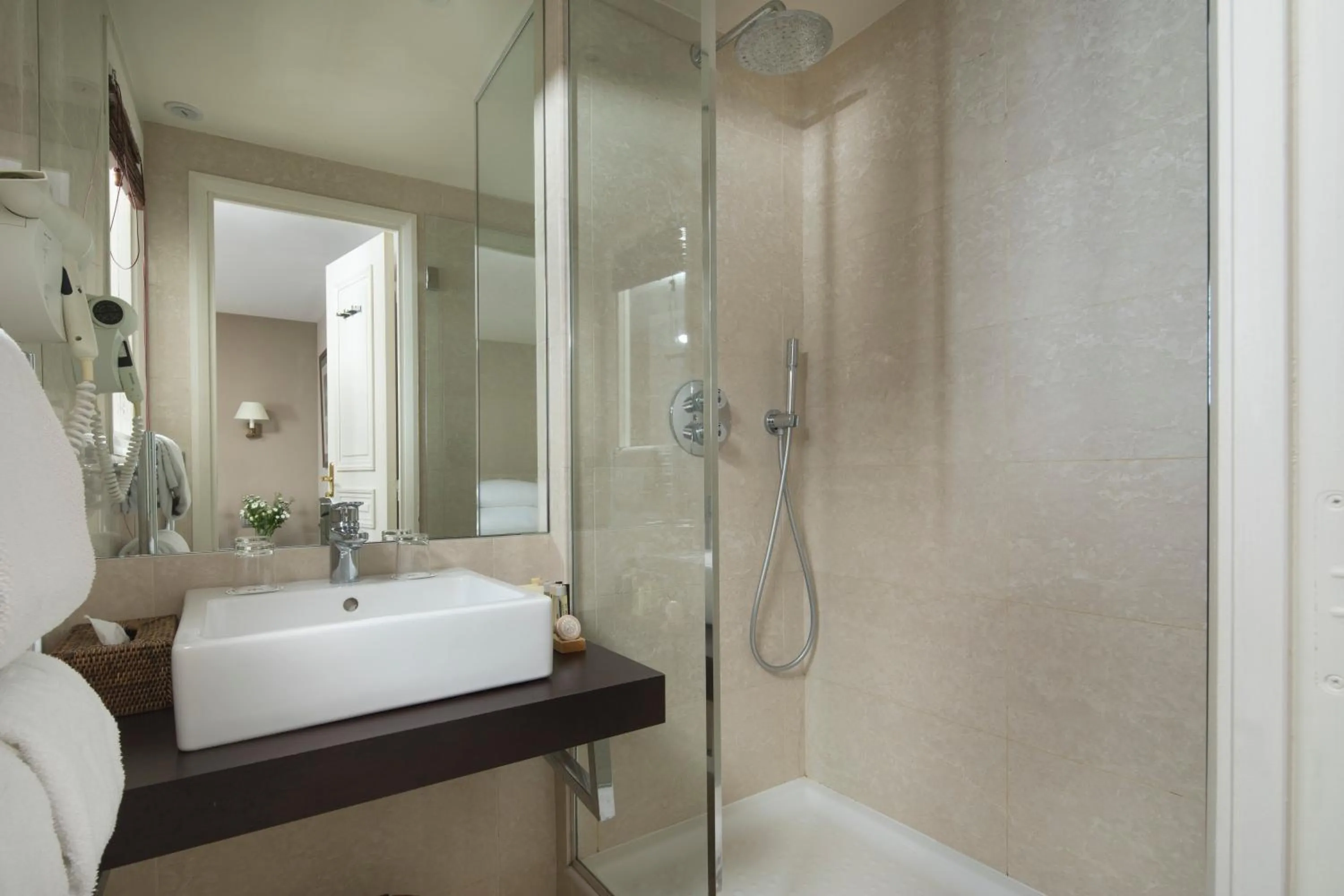 Hôtel du Danube Saint Germain