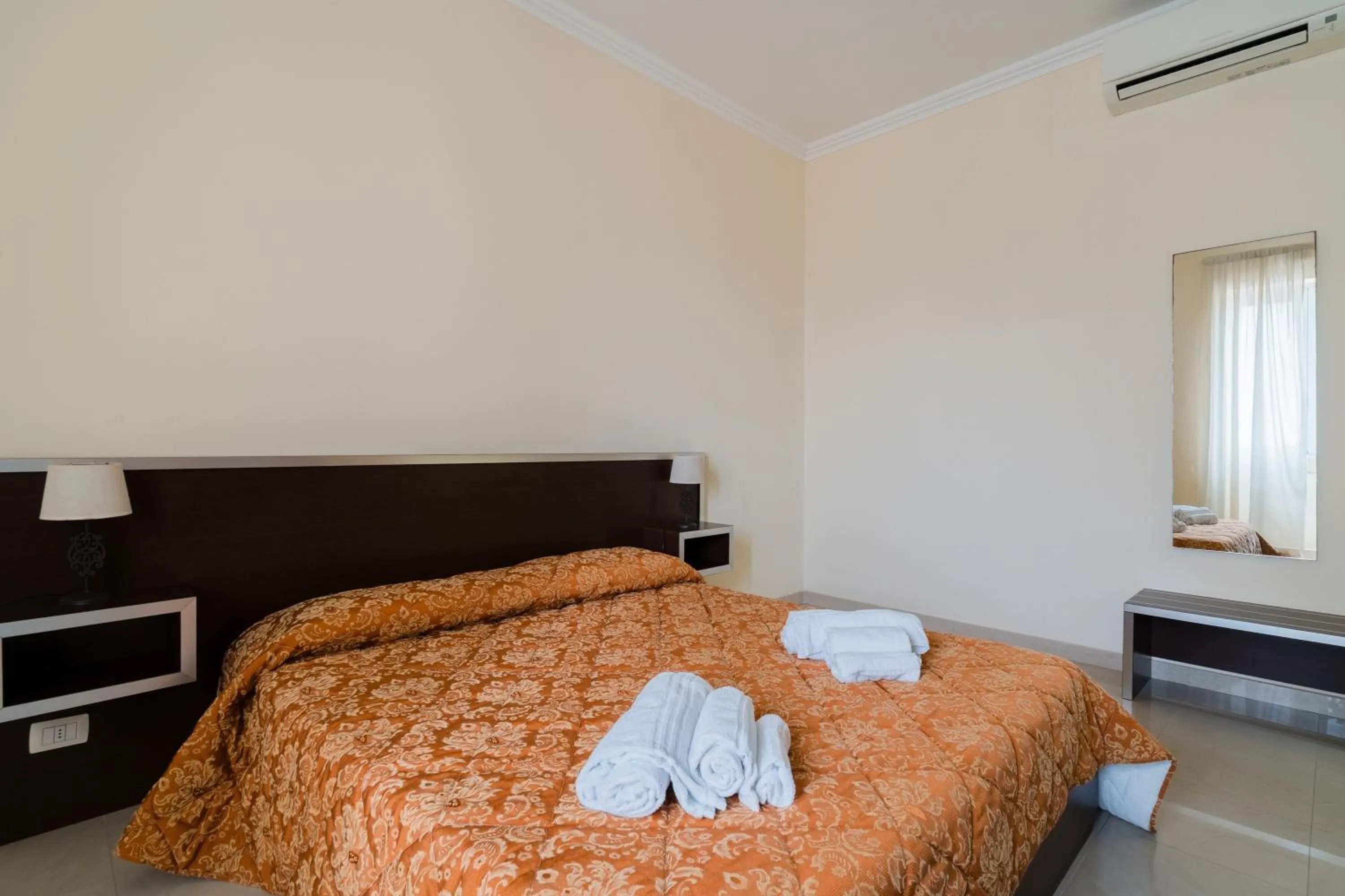 Bed in Palazzo Mongiò