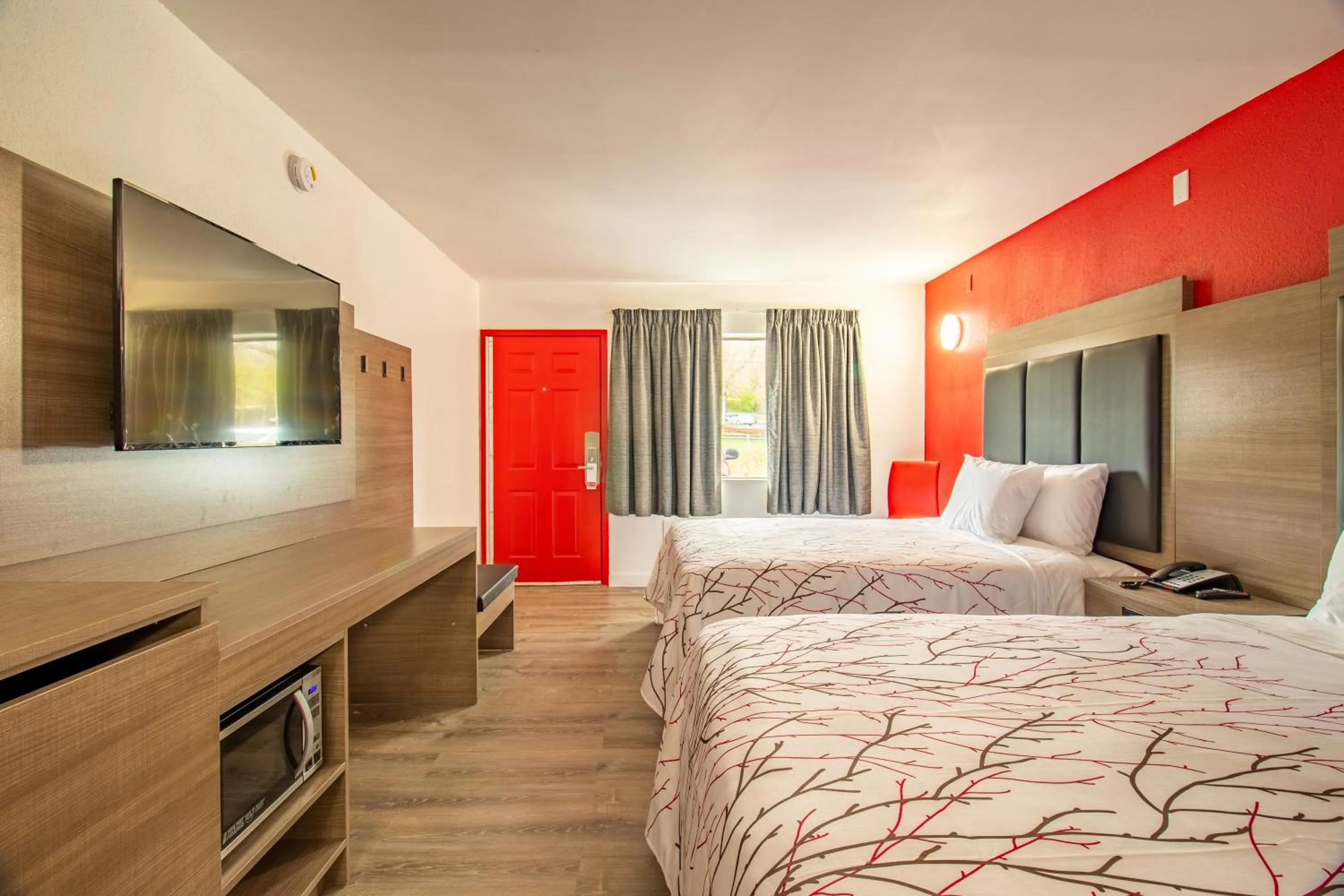 Bed in The Asheville Inn