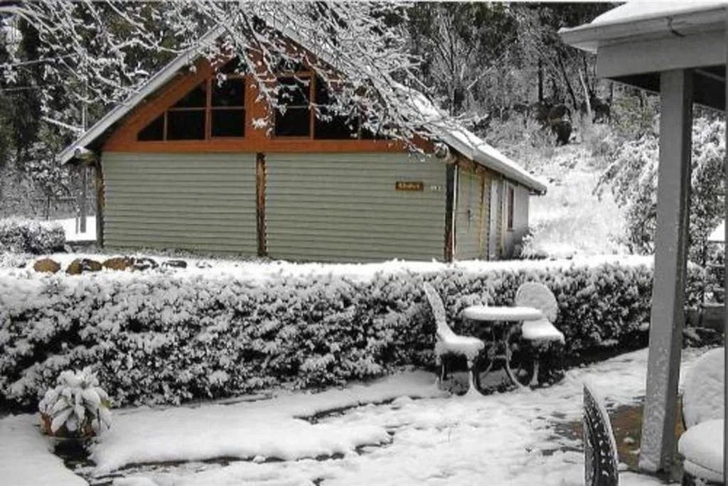 Property building in Girraween Country Inn