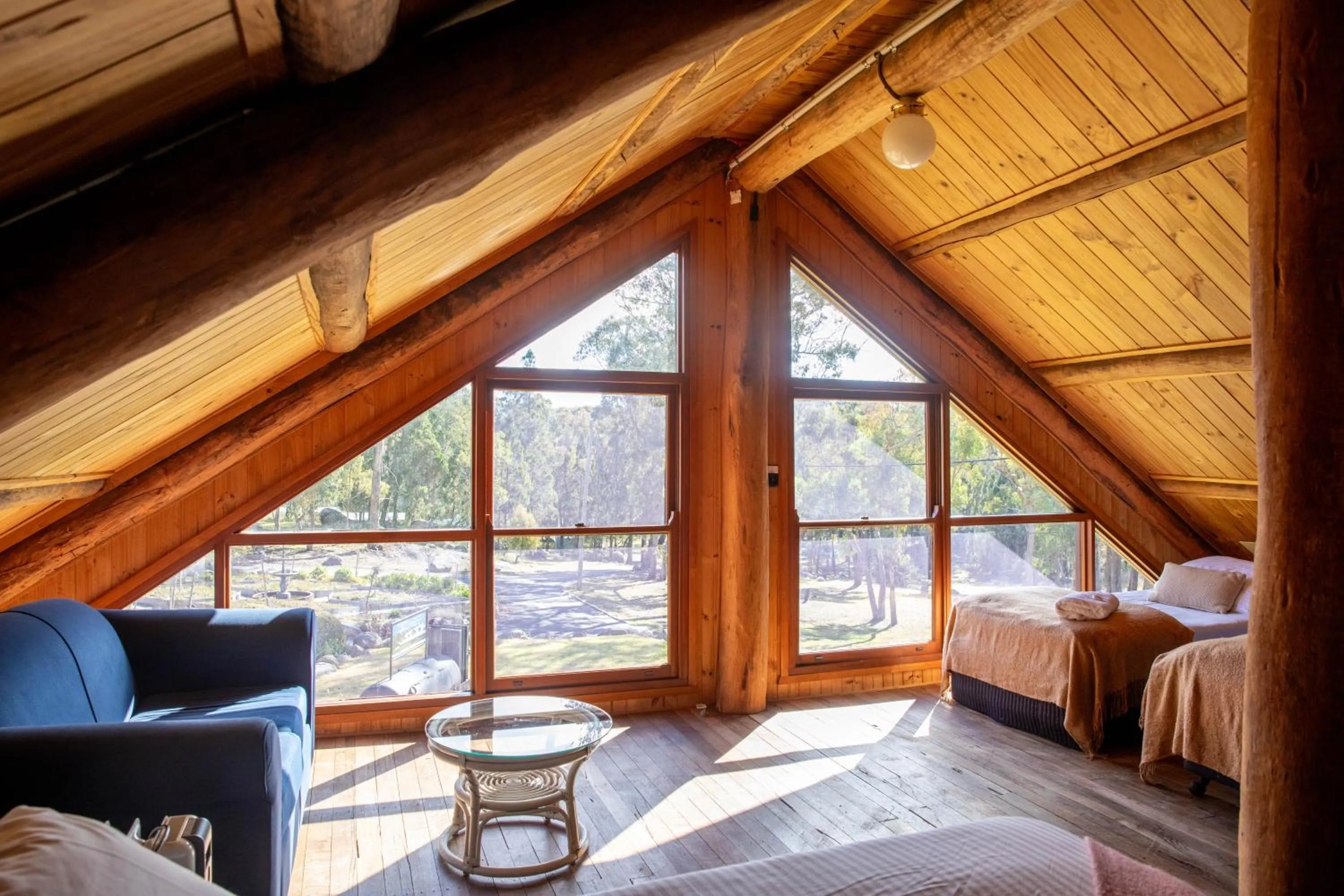 Bed in Girraween Country Inn