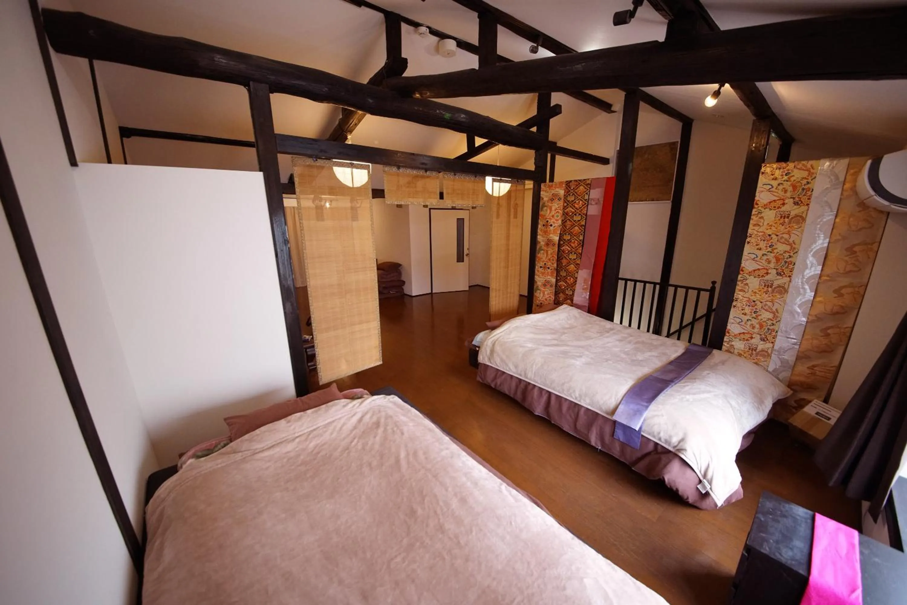 Bedroom, Bed in CHELSEA24