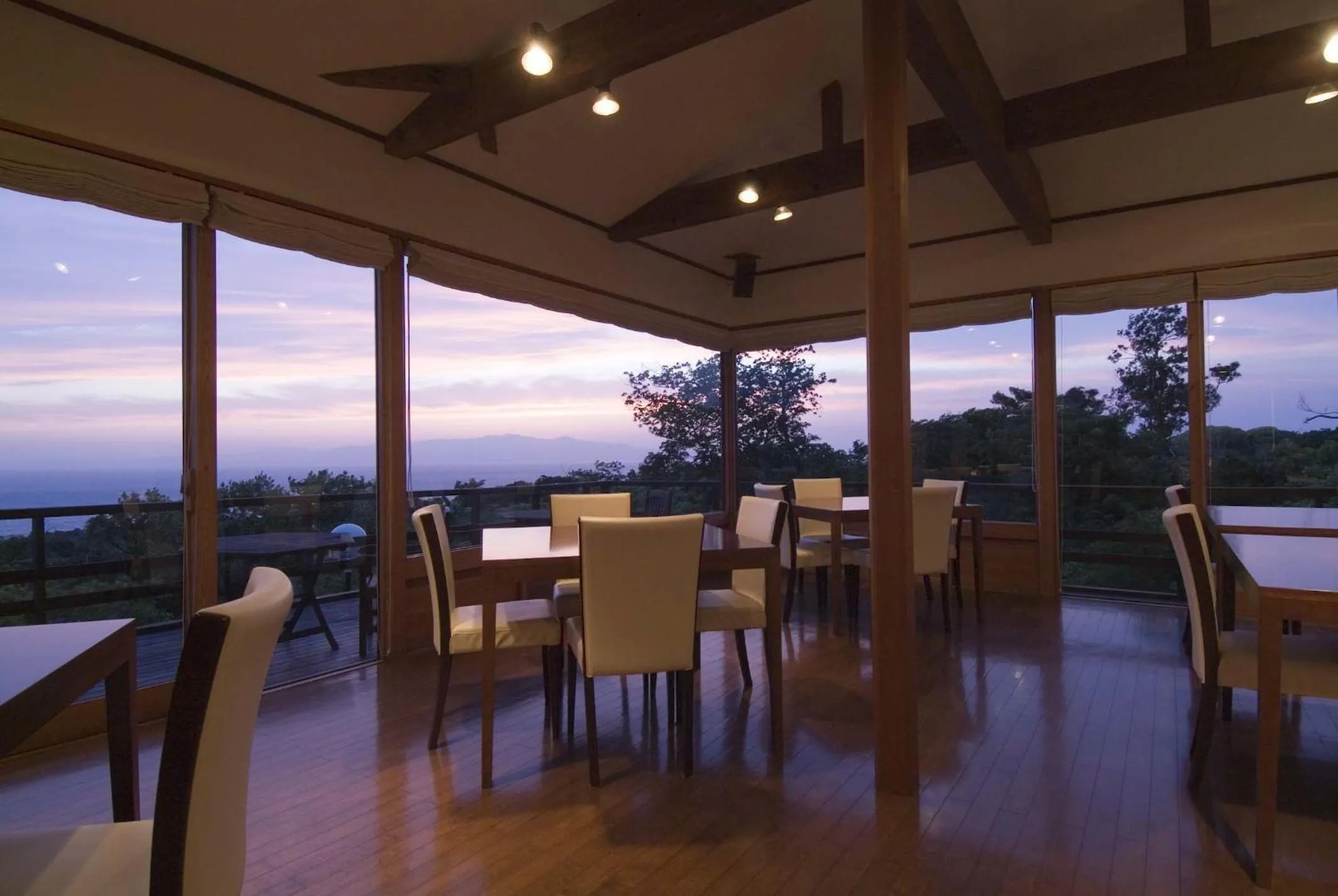 Restaurant/places to eat in Mashio Hotel & Resort