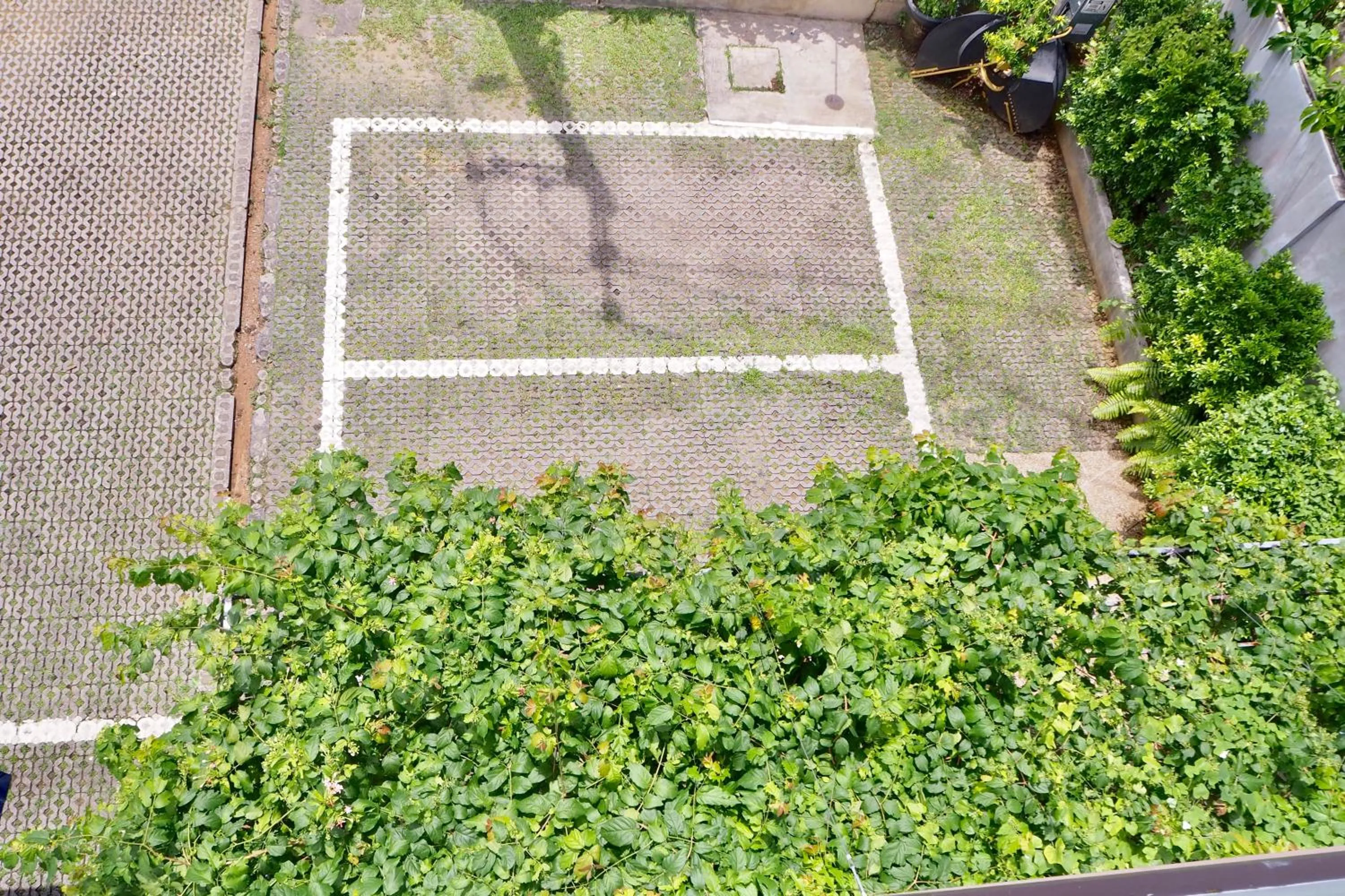 Parking in Rakkawan Residence