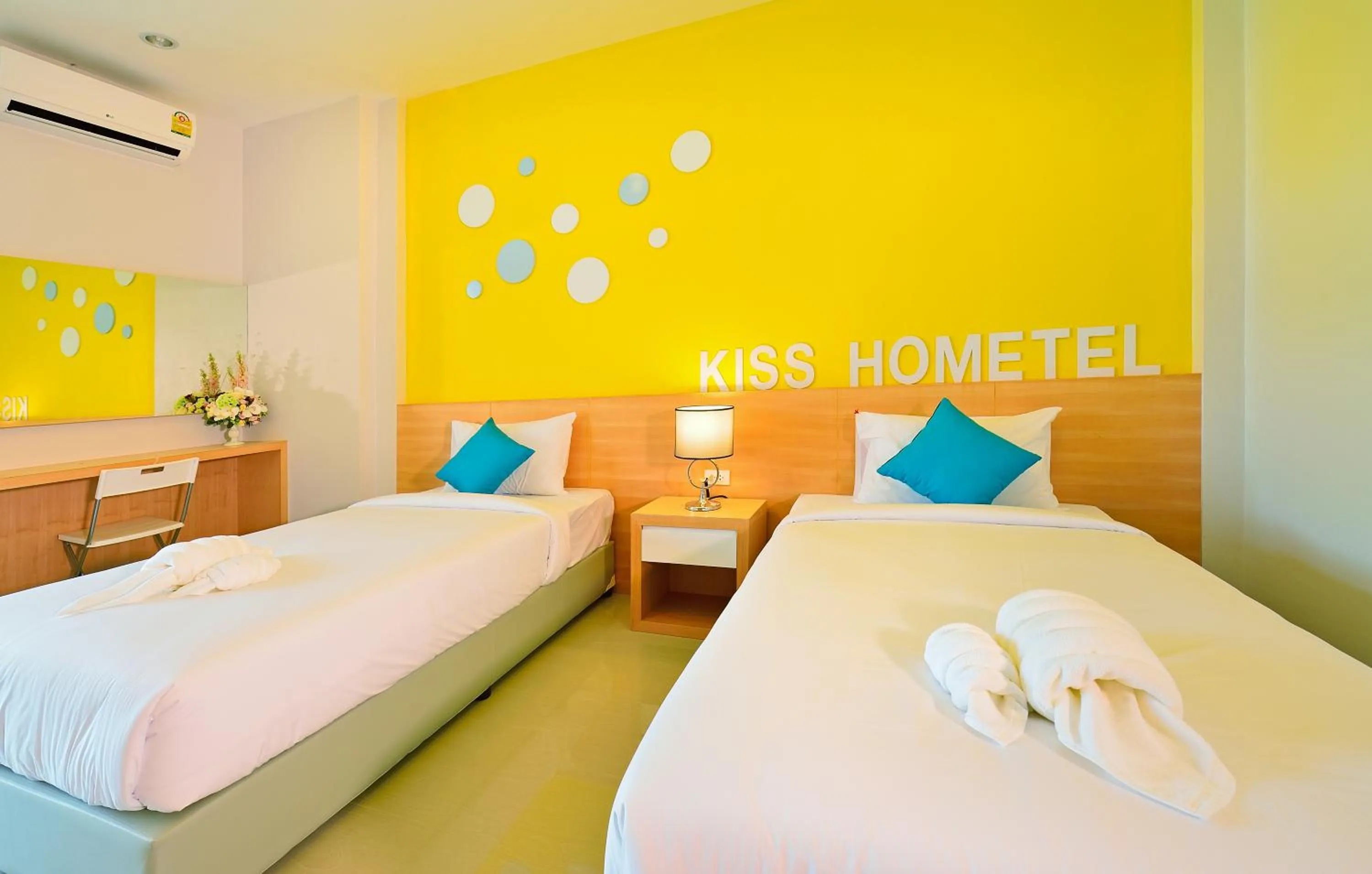Bedroom, Bed in Kiss Hometel