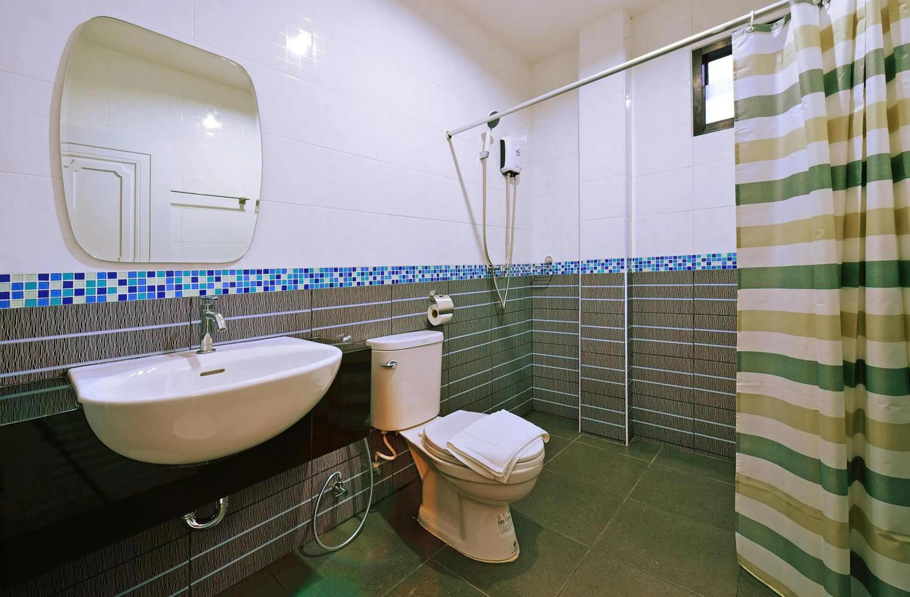 Bathroom in Kiss Hometel
