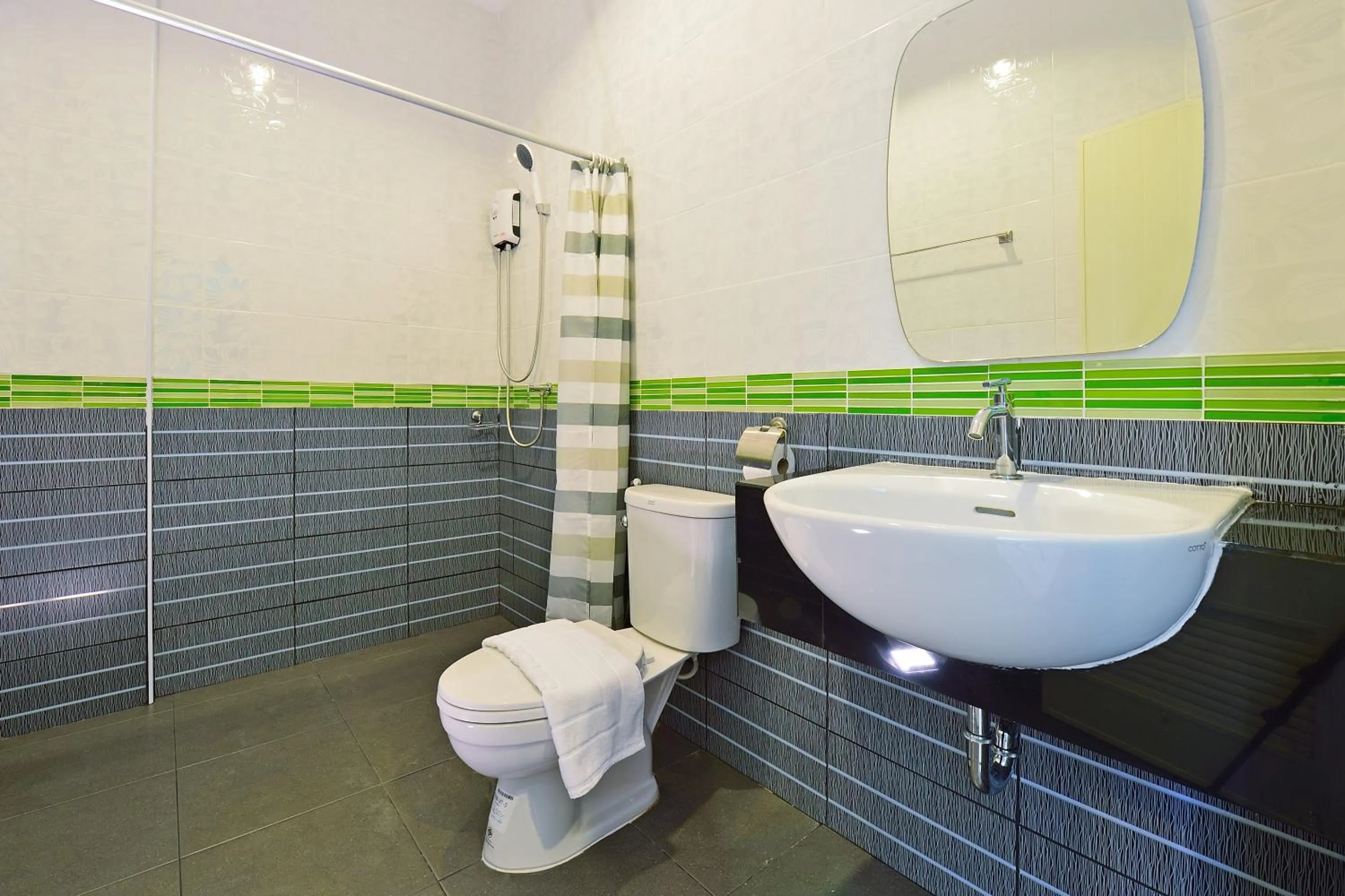 Bathroom in Kiss Hometel