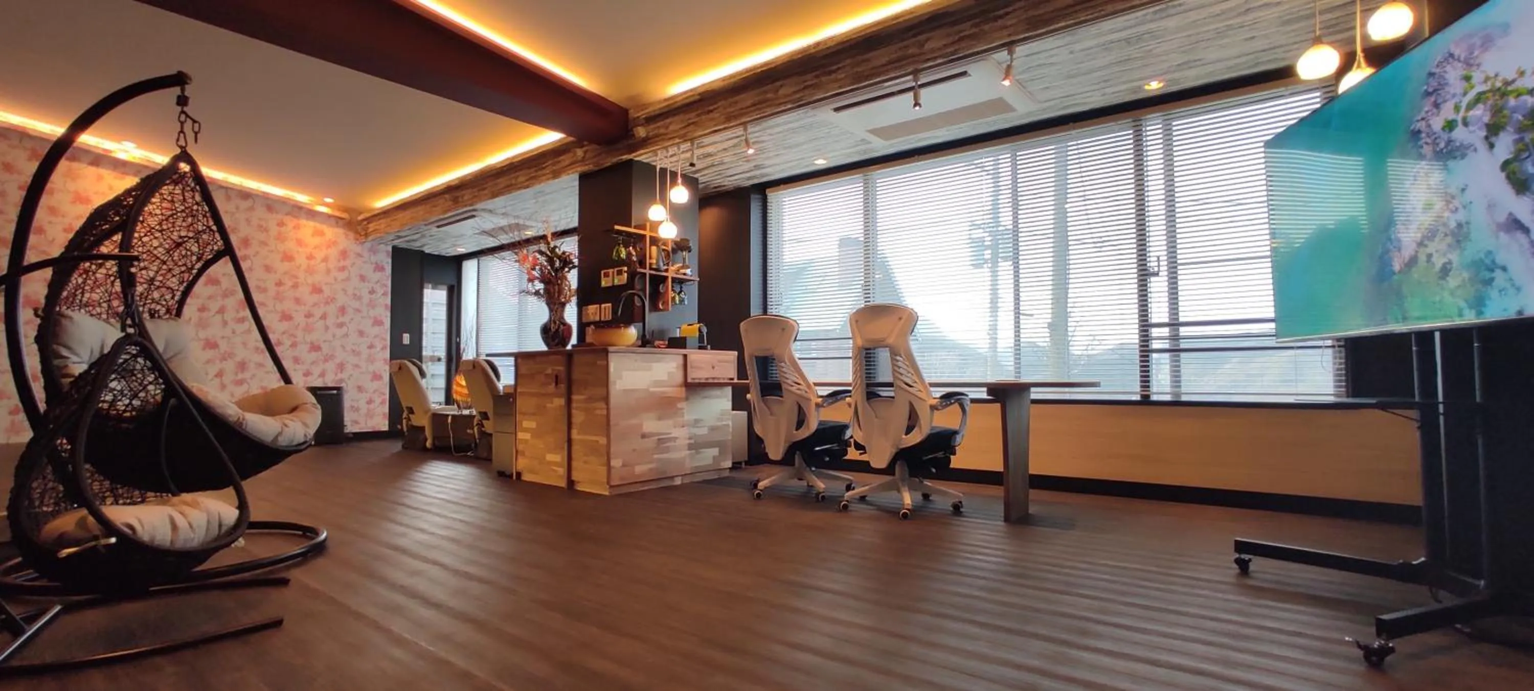 Hakone Gora Guam Dog