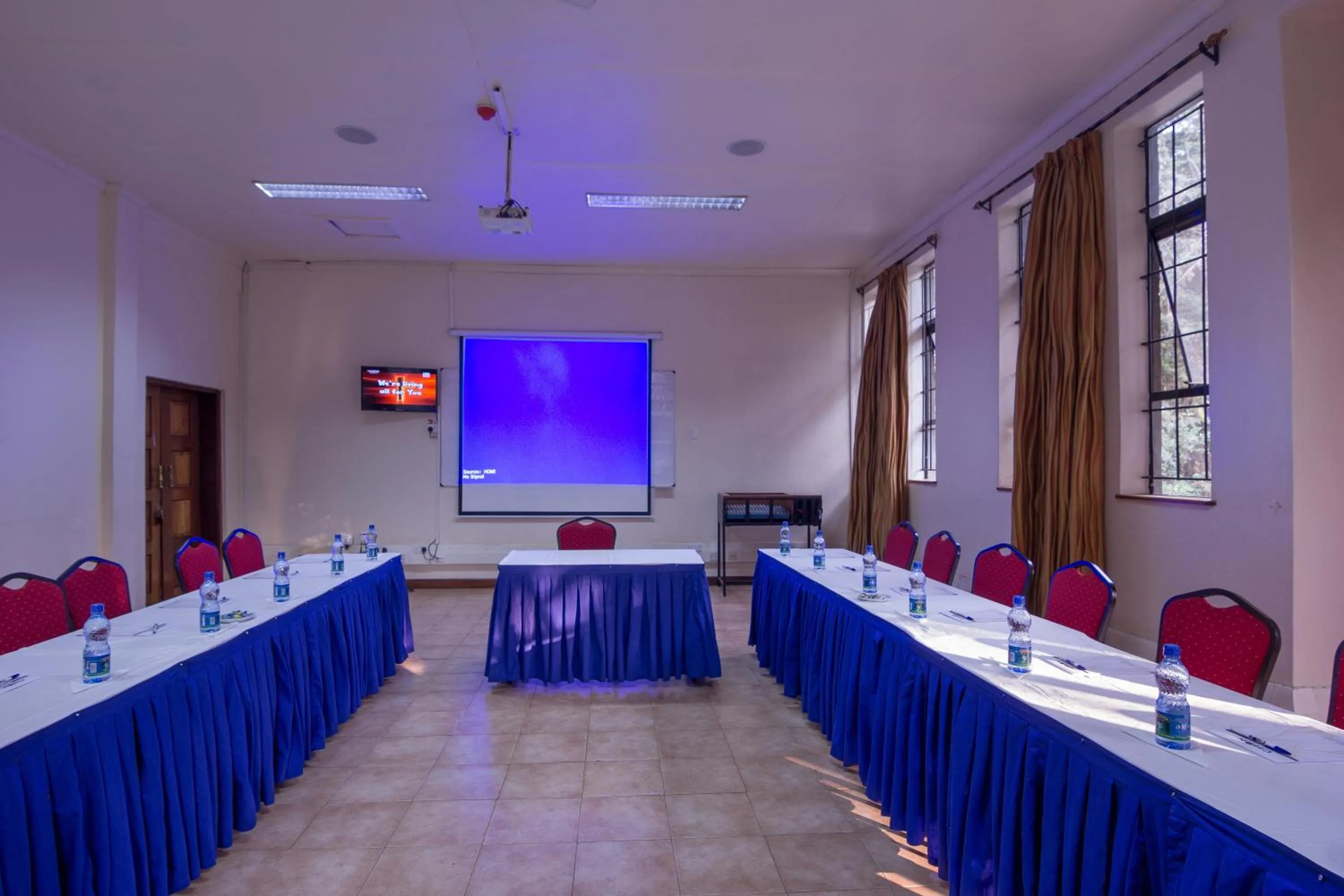 Meeting/conference room in Chak Guesthouse & Conference Center