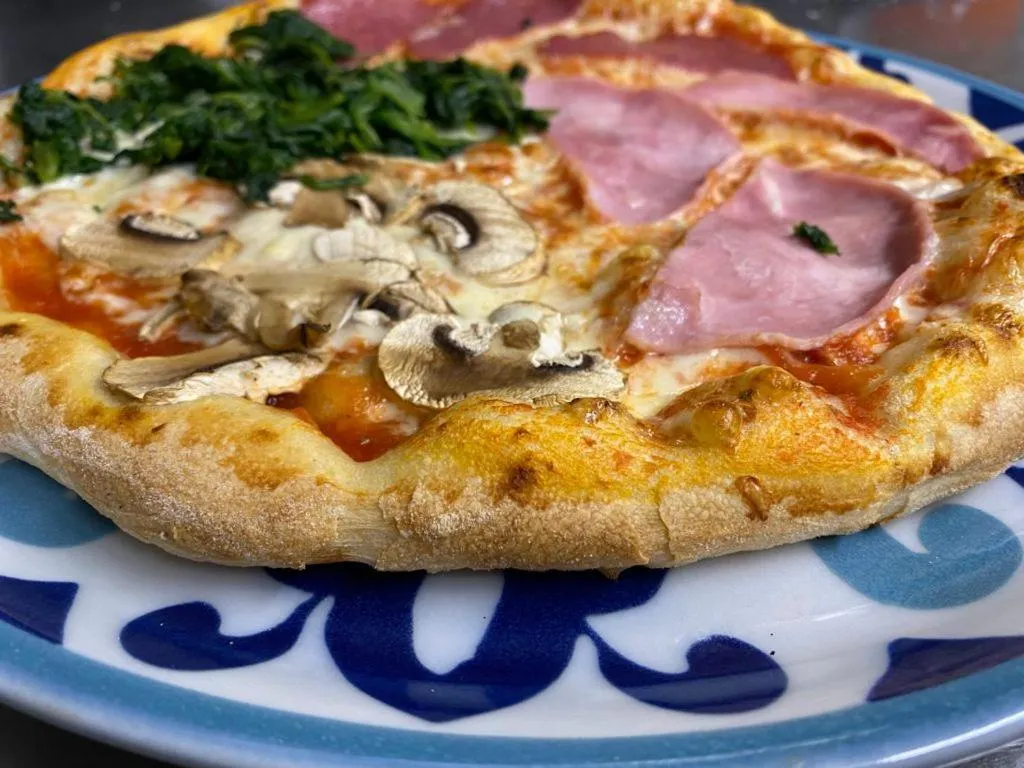 Restaurant/places to eat in Fachwerk-Hotel Eisenbart