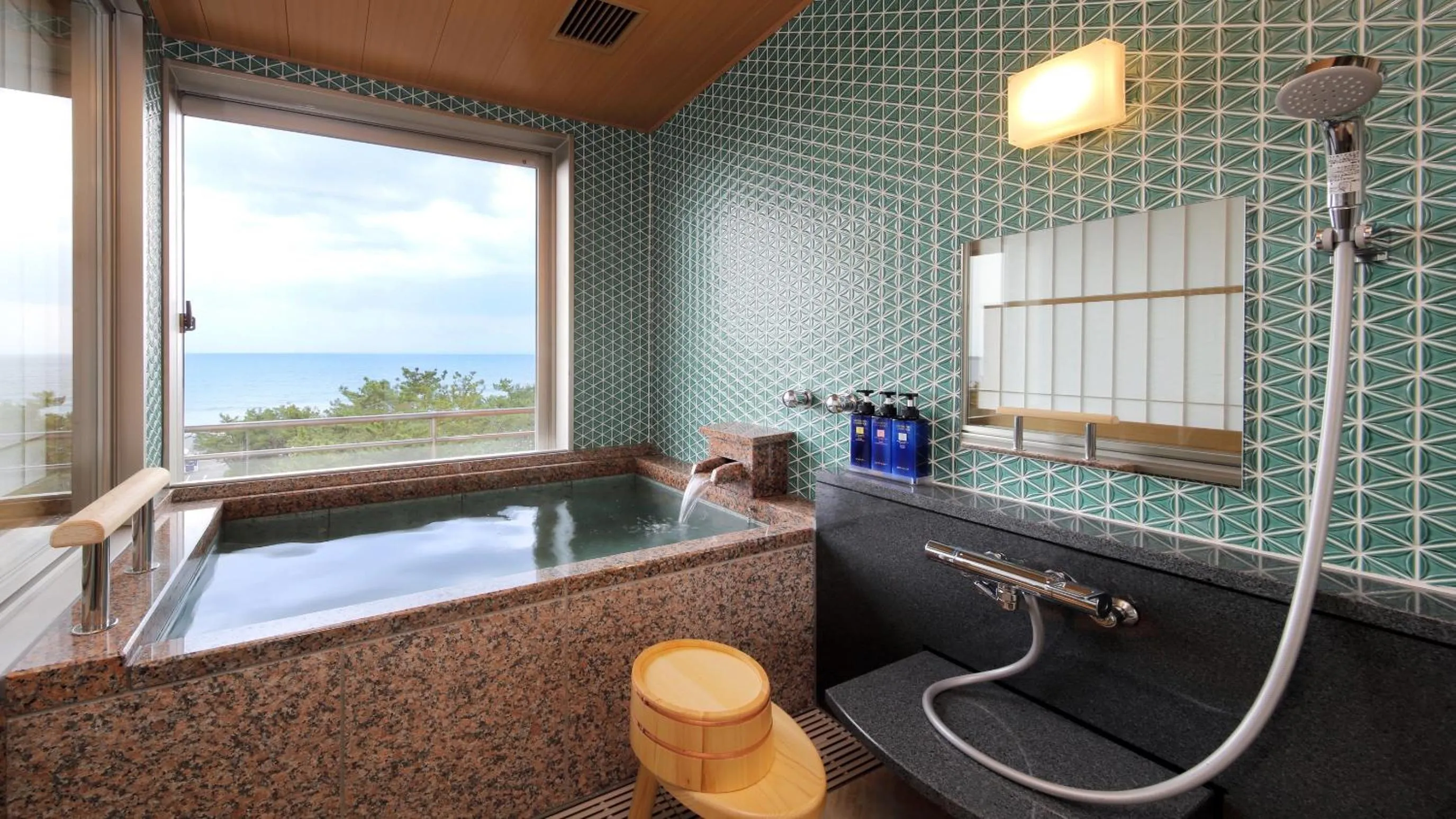 Bathroom in Kamogawakan