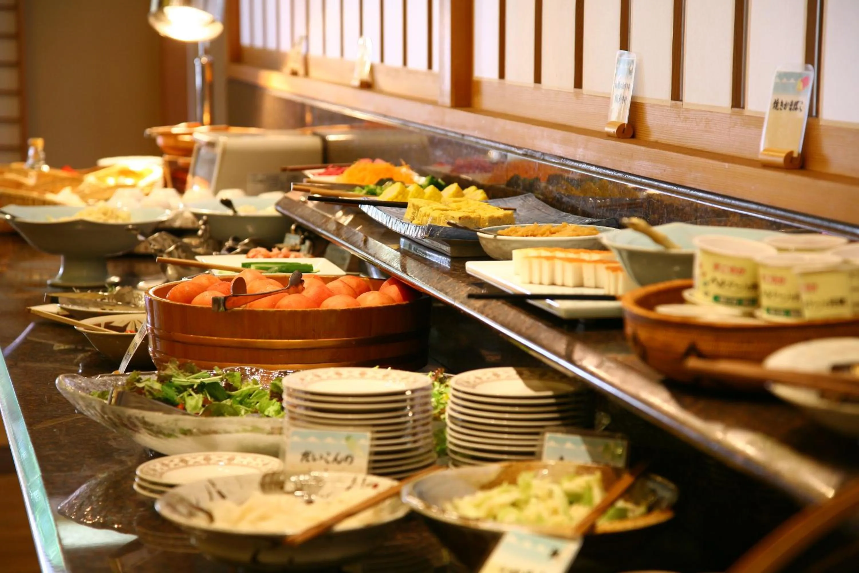 Buffet breakfast in Kamogawakan