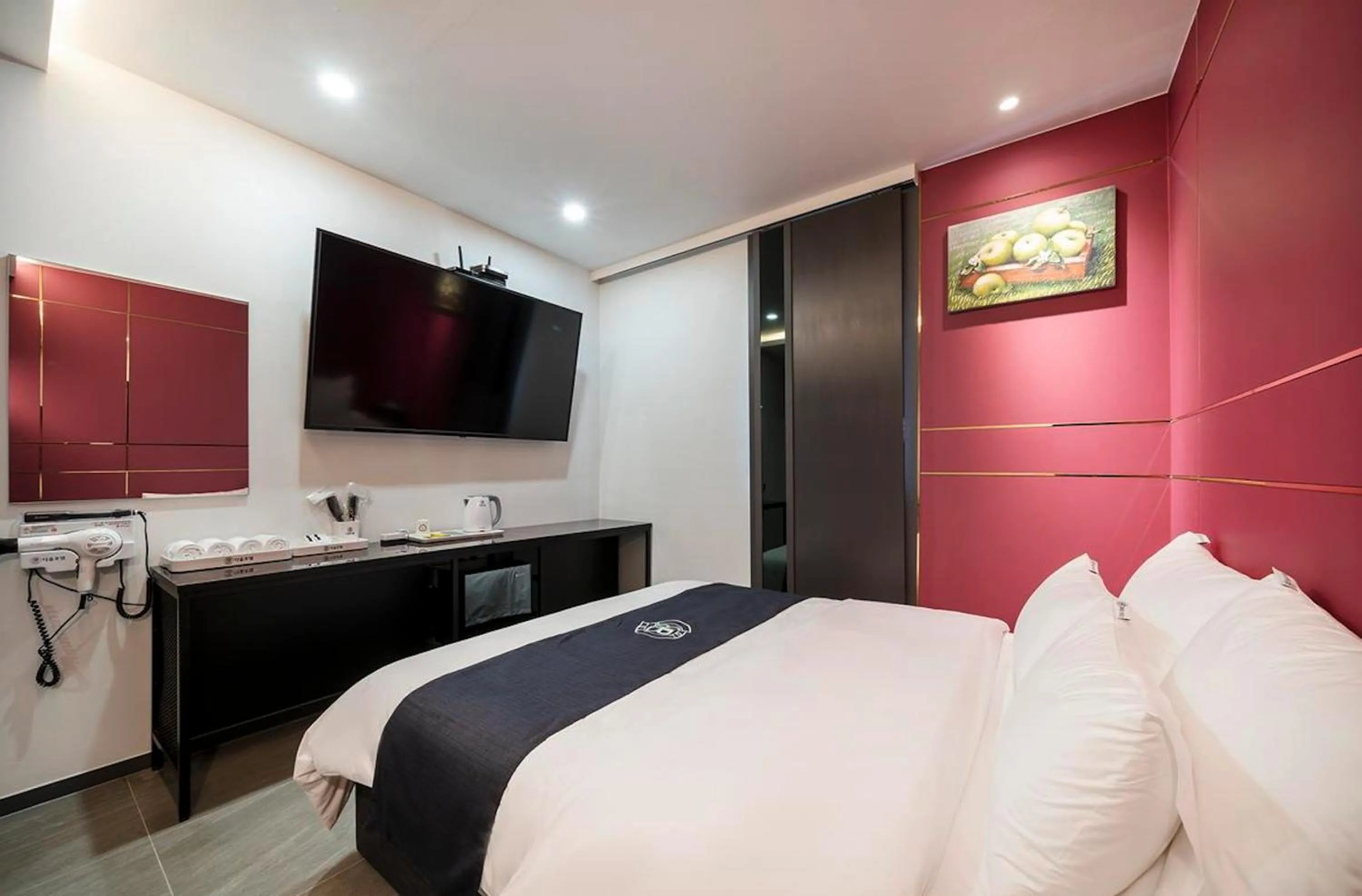 Bed in Gunsan Daol Hotel