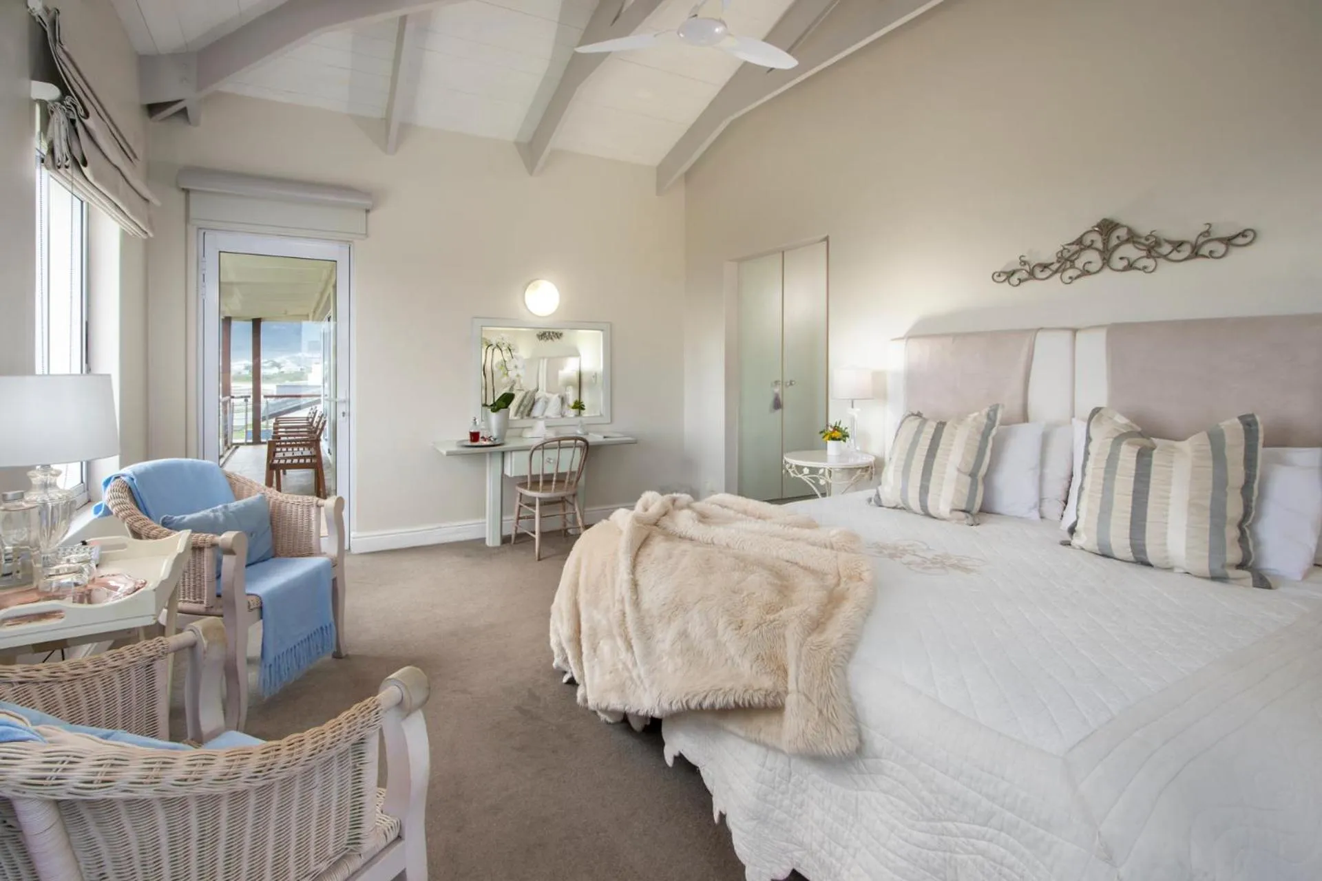 Balcony/Terrace, Bed in 138 Marine Beachfront Guesthouse