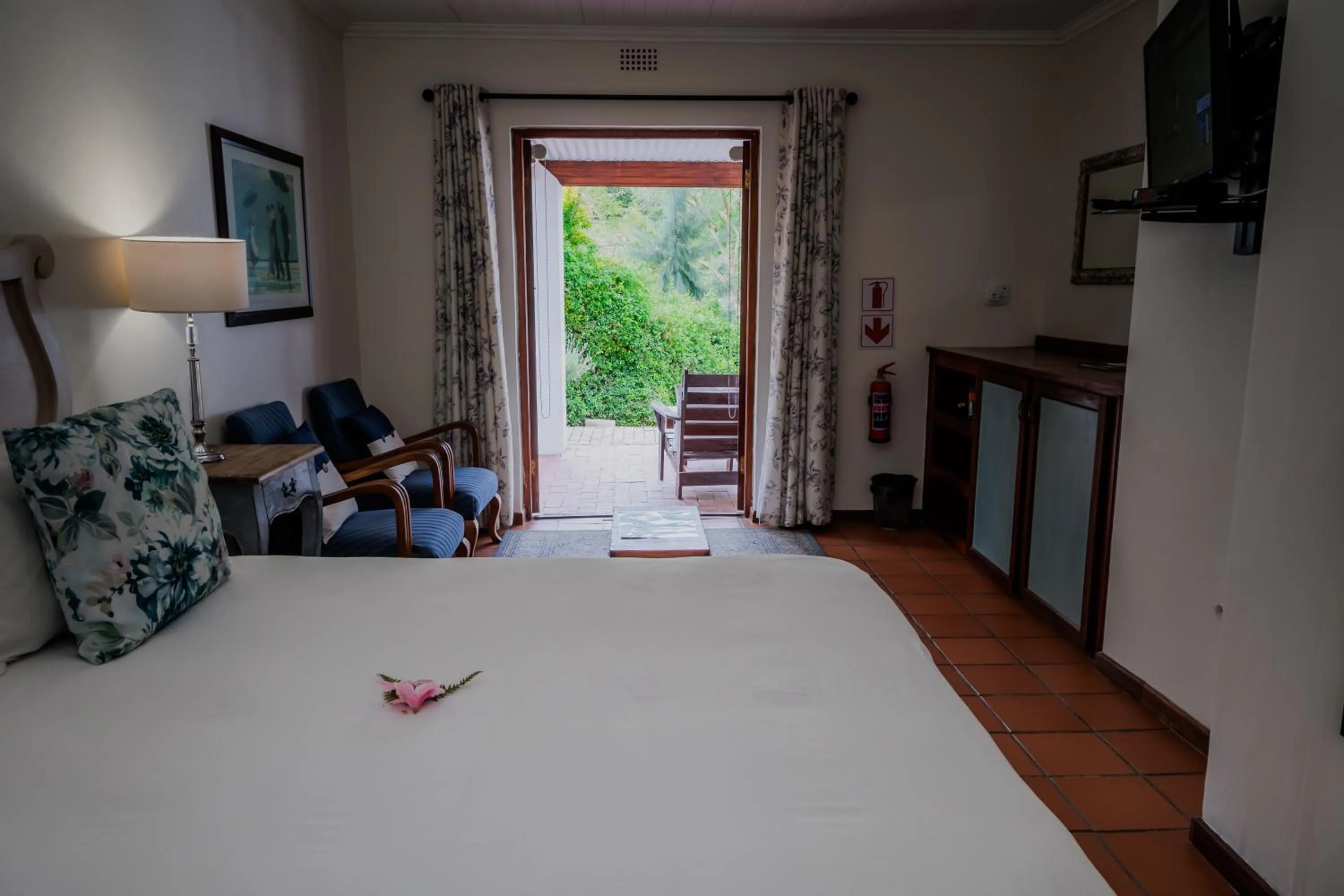 Bed in Aan de Oever Guesthouse