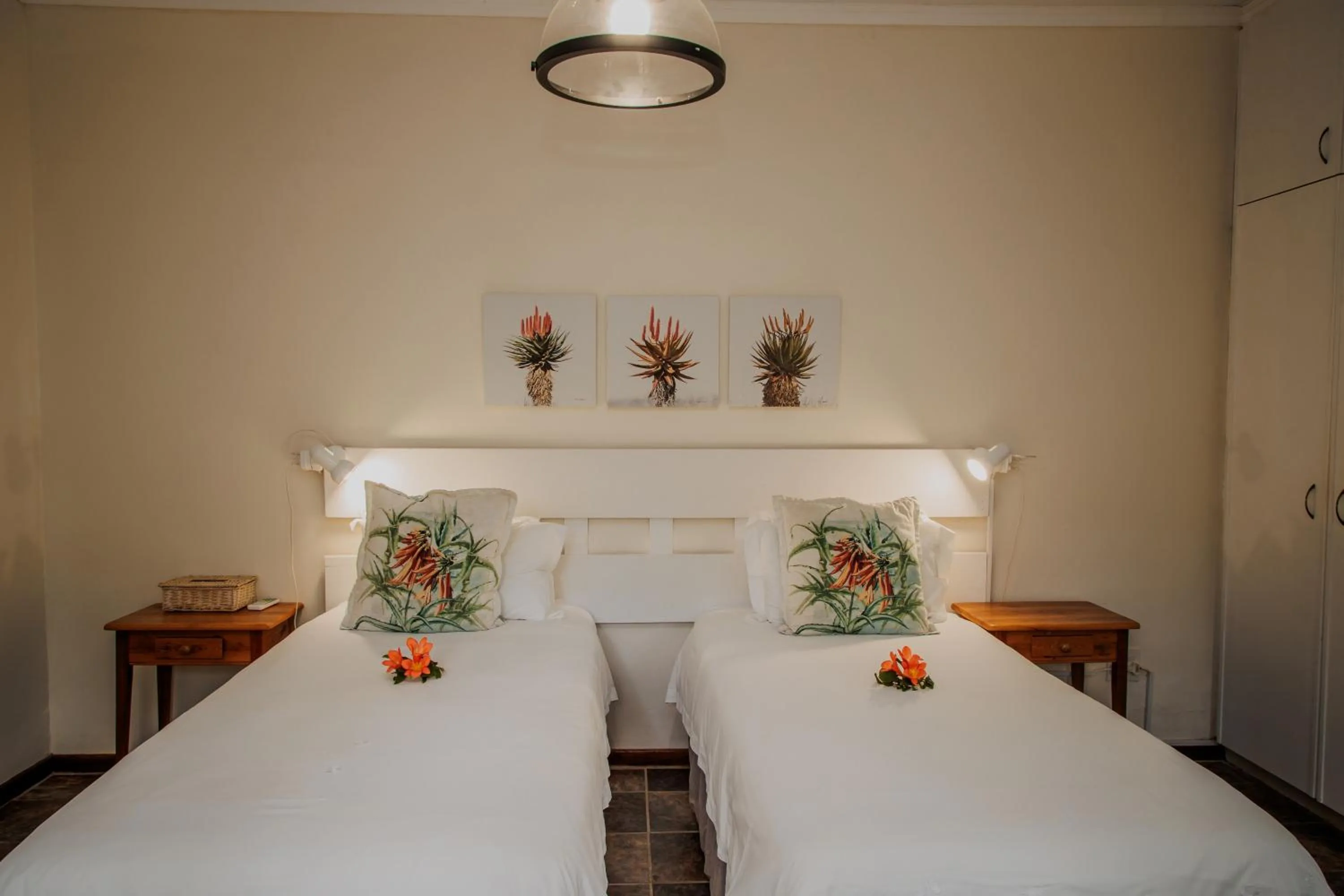 Bed in Aan de Oever Guesthouse