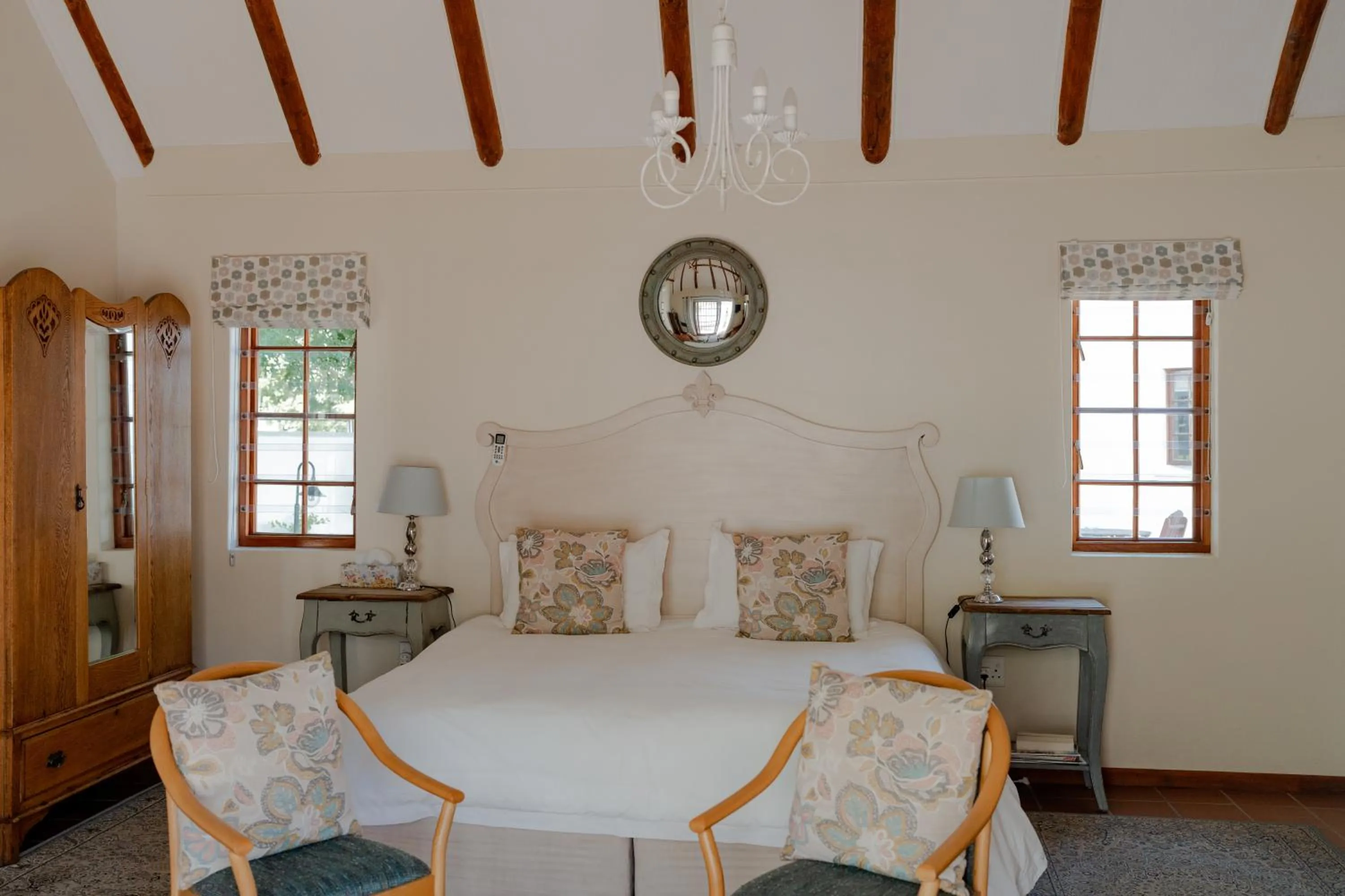 Bed in Aan de Oever Guesthouse