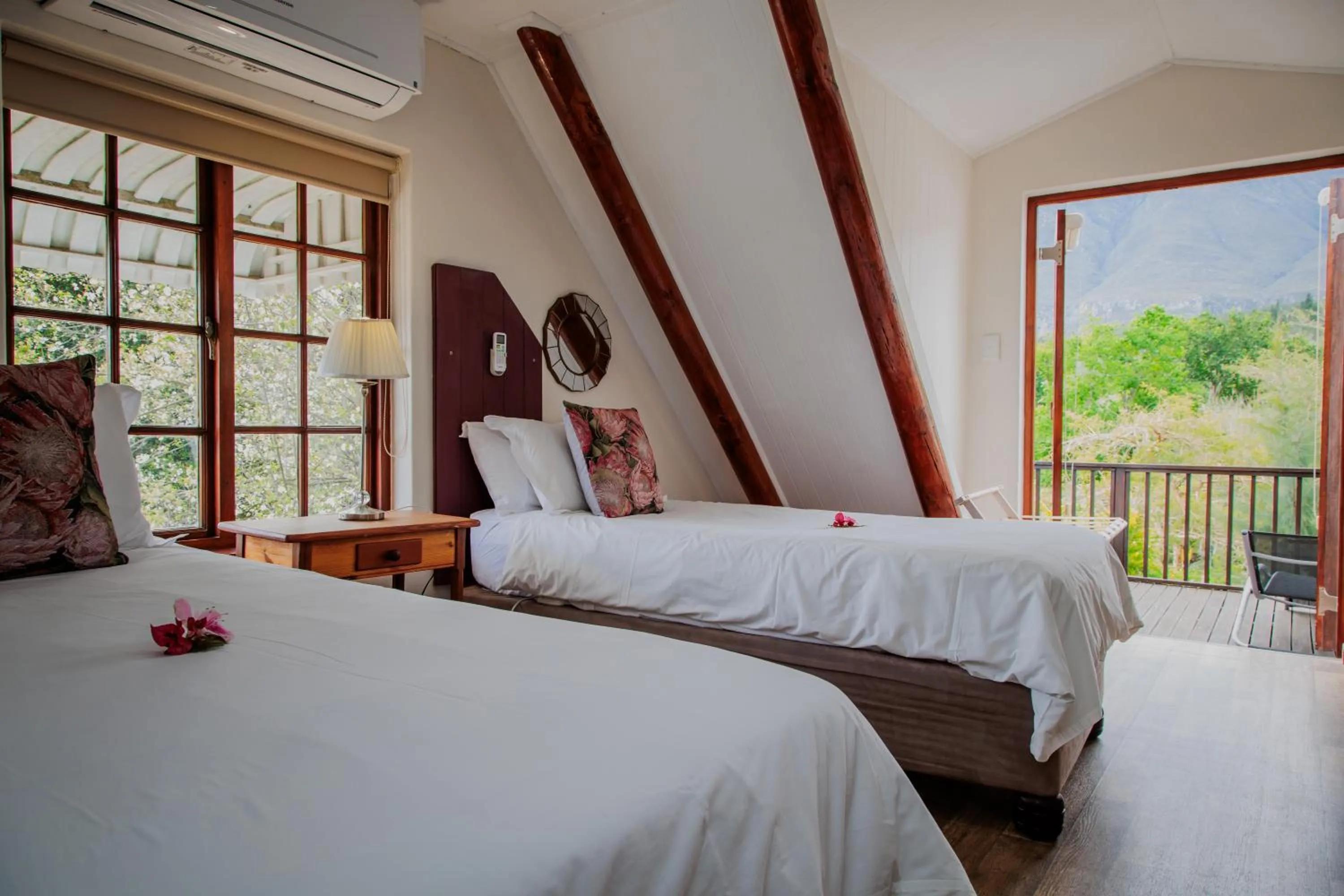 Bed in Aan de Oever Guesthouse