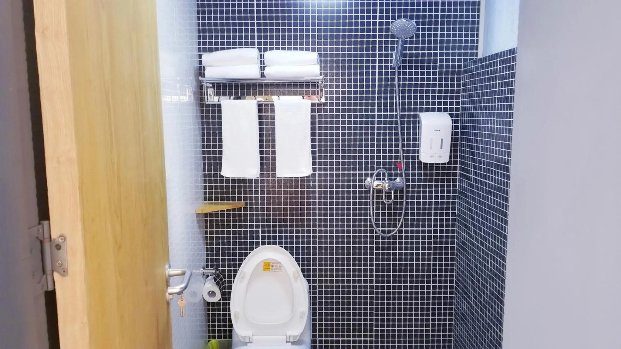 Bathroom in Fengma Feiyang Hostel