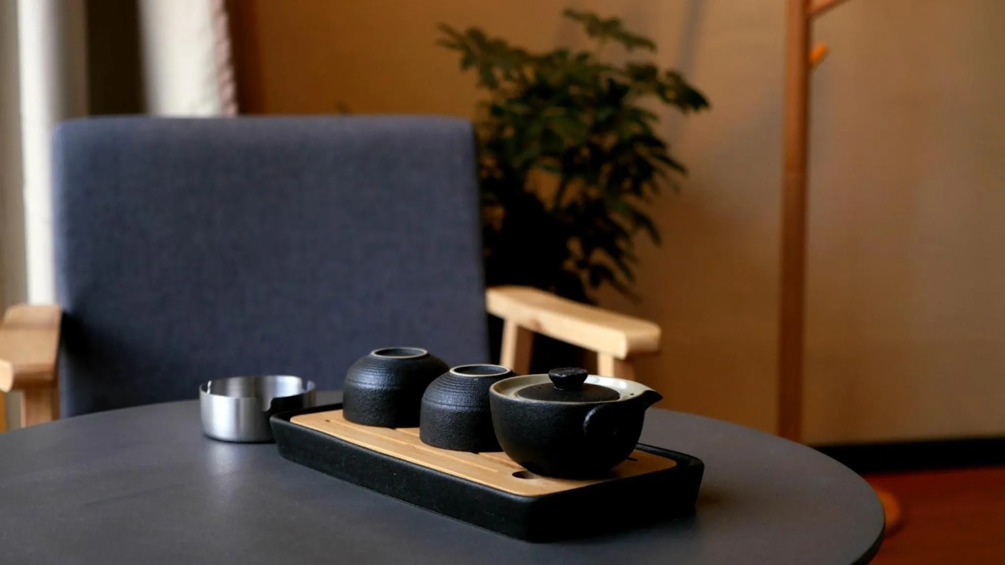 Decorative detail in Fengma Feiyang Hostel