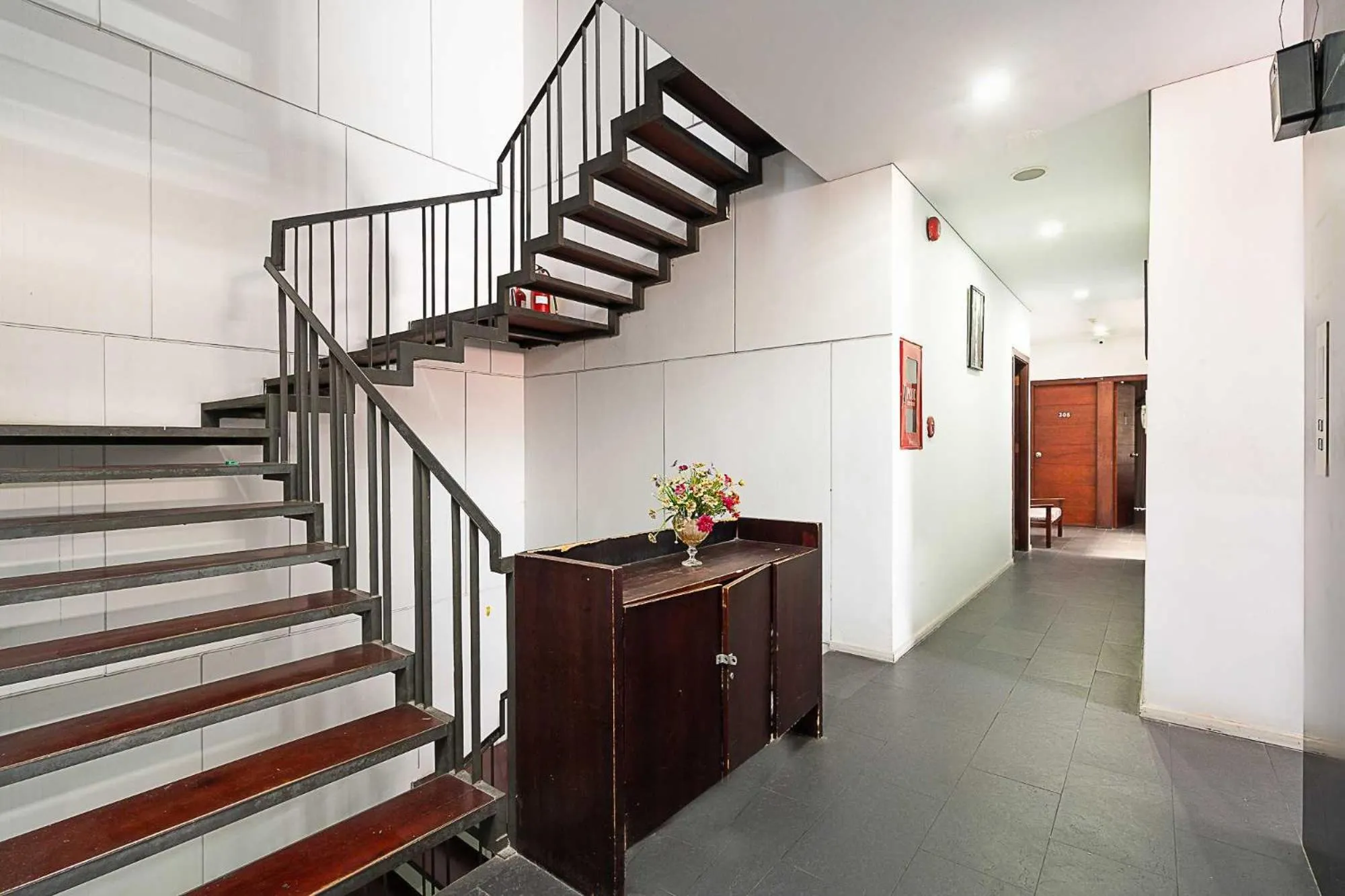 Lobby or reception in Collection O Duc Dat Hotel - Go Vap District