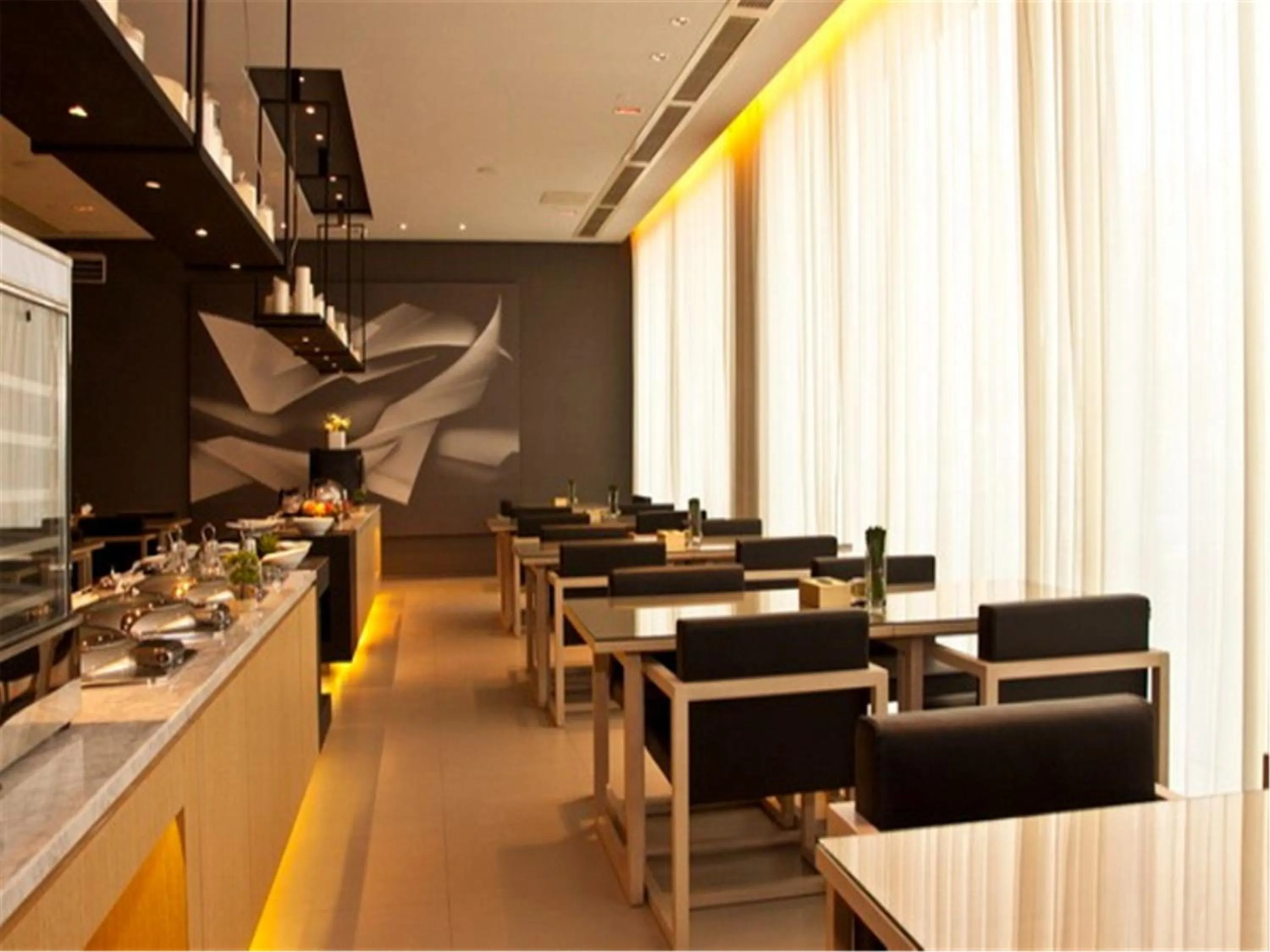 Restaurant/places to eat in Jinjiang Inn Fuzhou Cangshan Olympic Centre