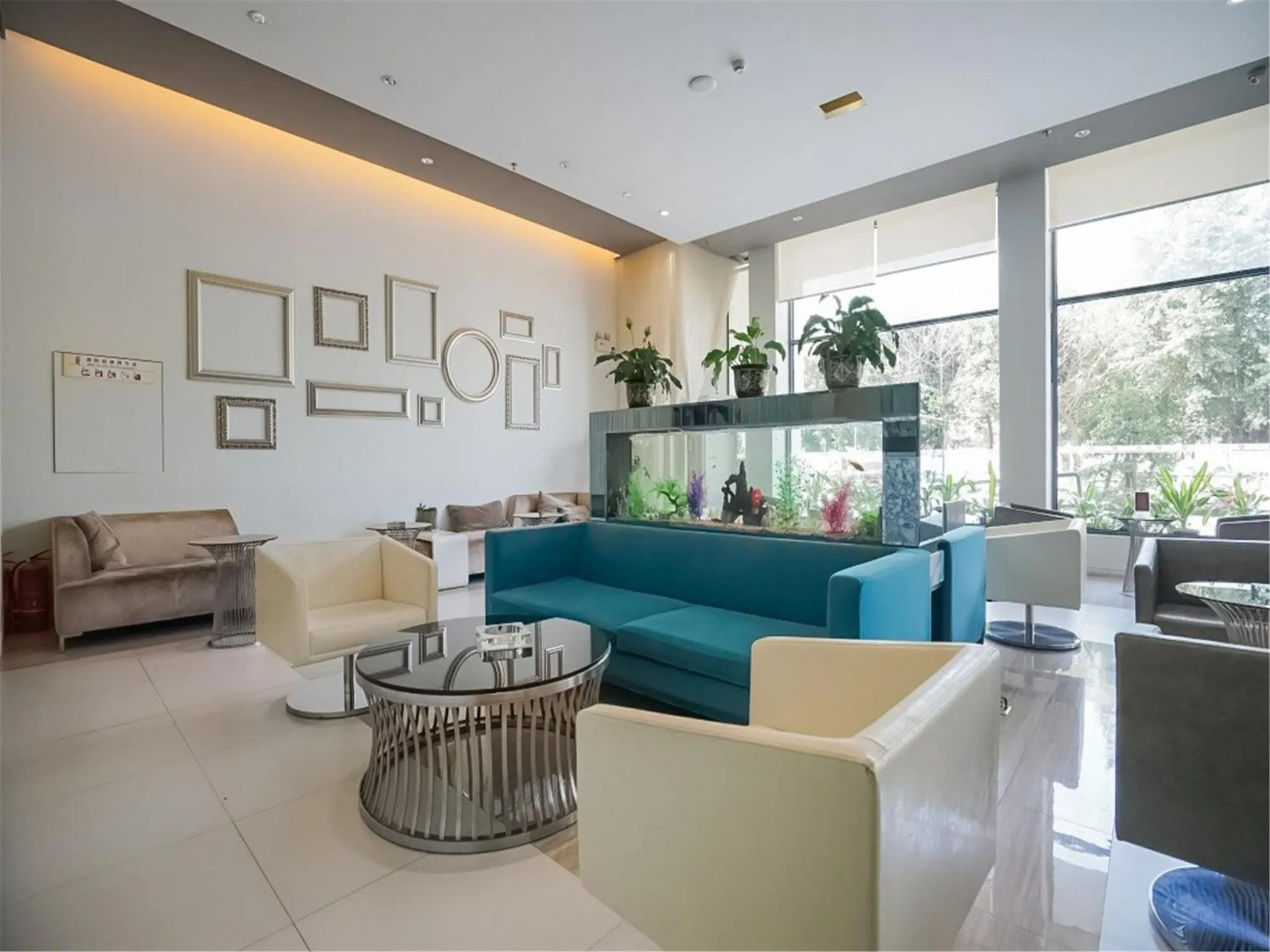 Facade/entrance in Jinjiang Inn Xiamen Jimei University Guomao