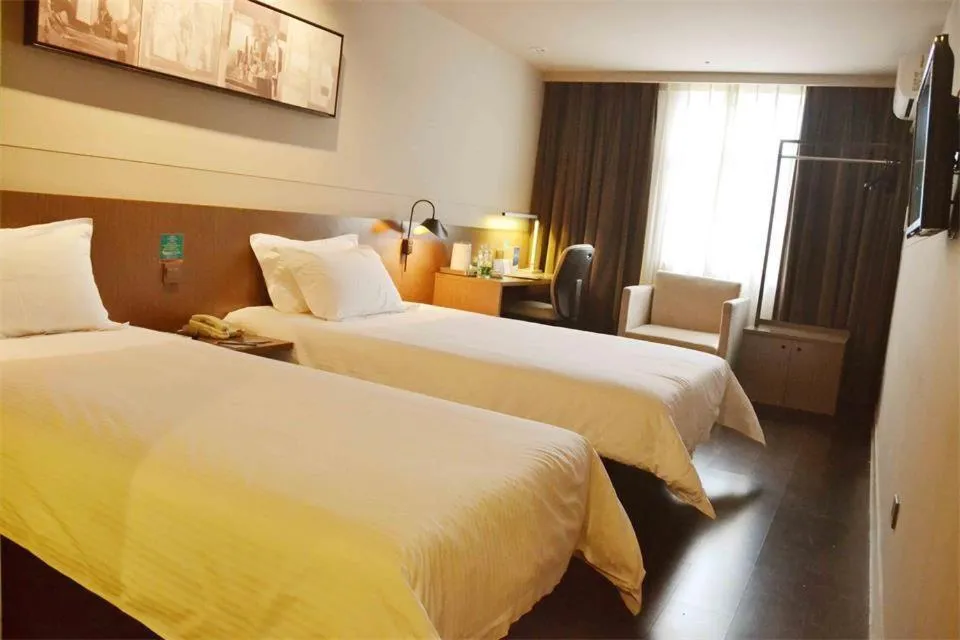 Bed in Jinjiang Inn Shenyang Middle Street Pedestrain
