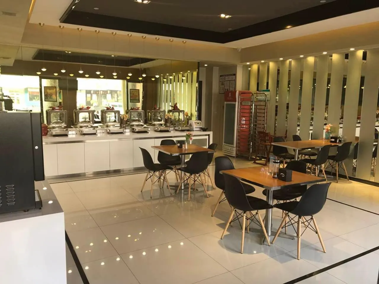 Restaurant/Places to Eat in Jinjiang Inn Select Tianjin Tanggu Metro Station Zhongxin North Road