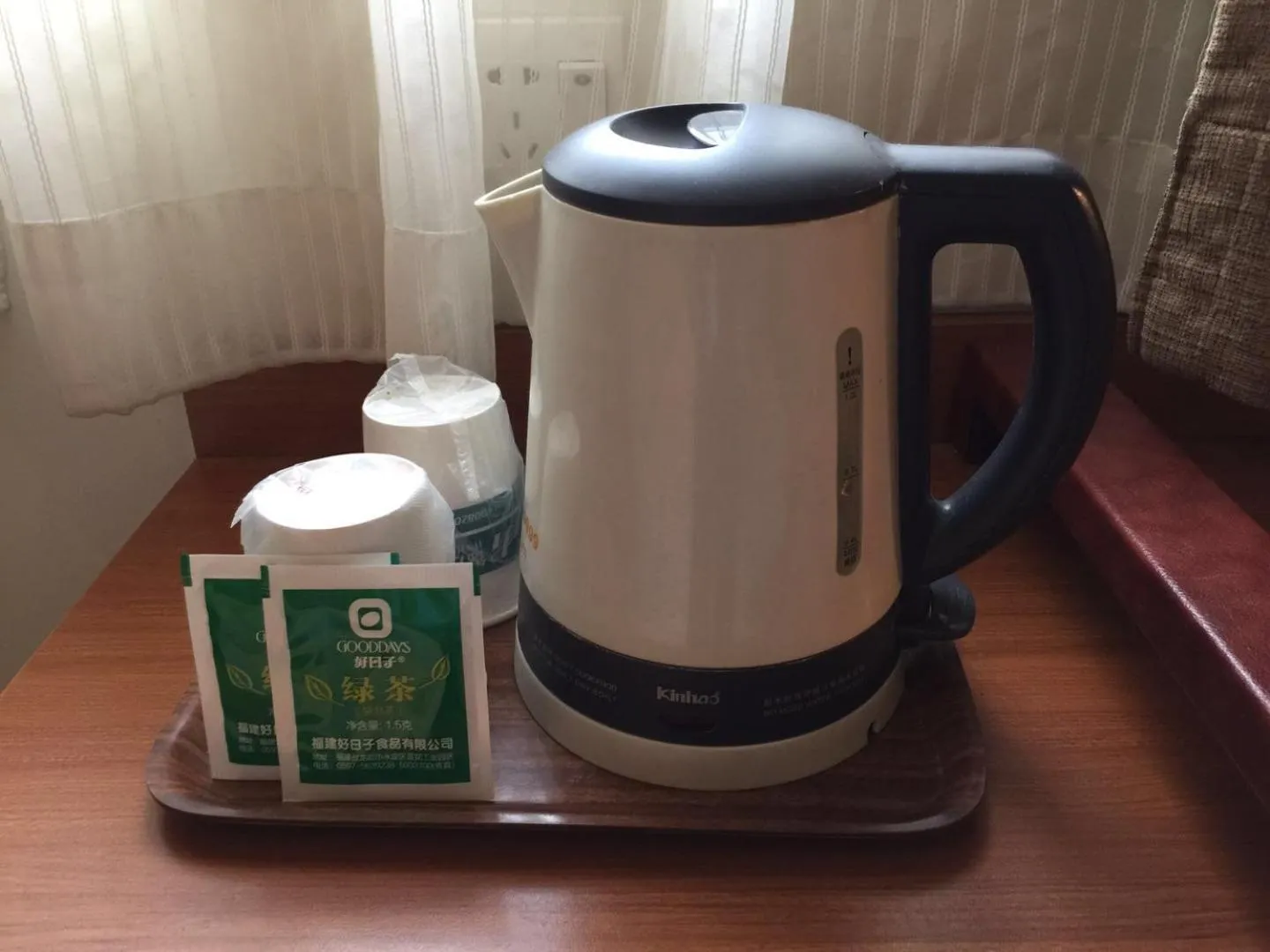 Coffee/tea facilities in Goldmet Inn Changzhi Bayi Square