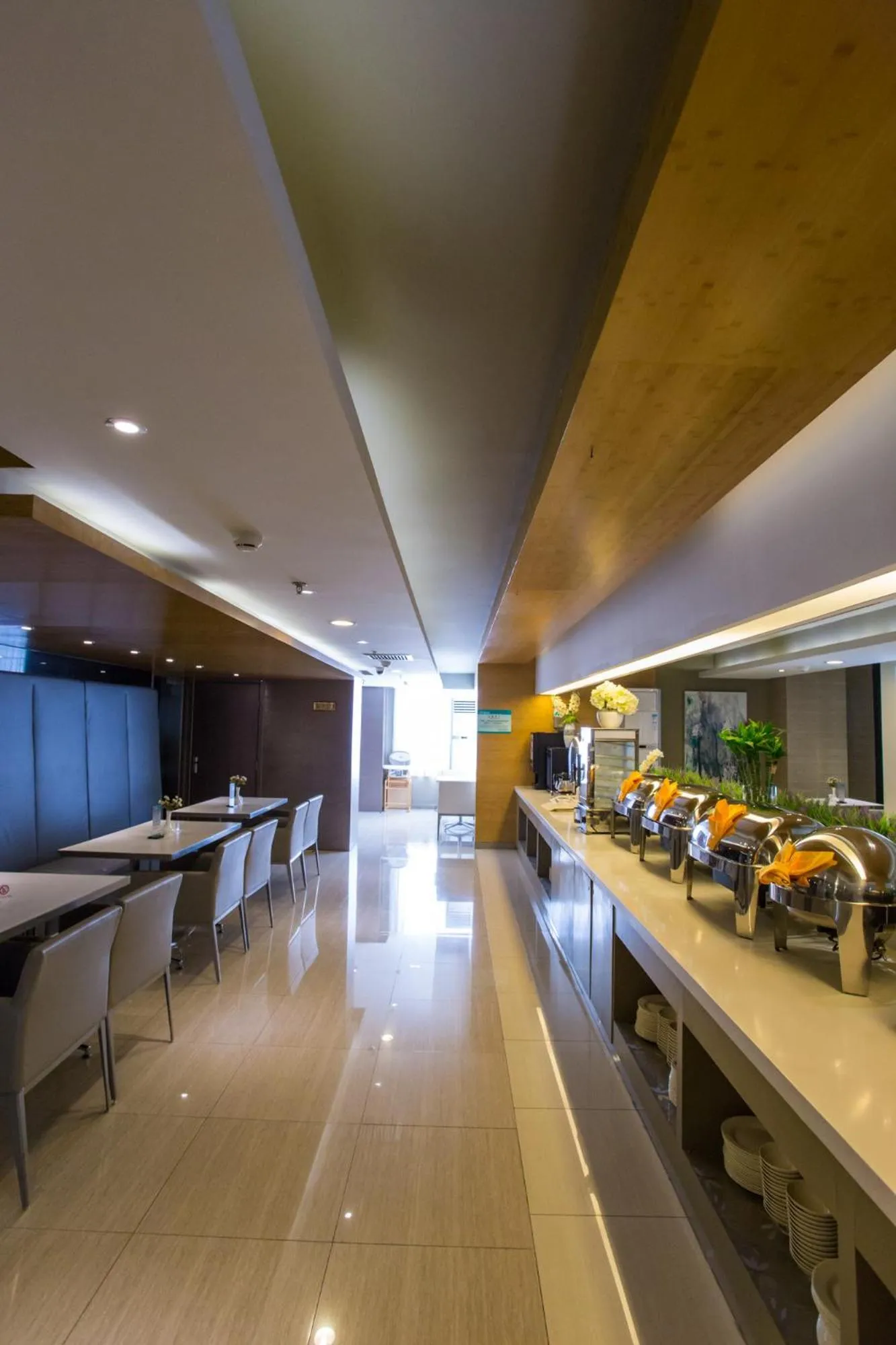 Restaurant/places to eat in Jinjiang Inn Tianjin South Station