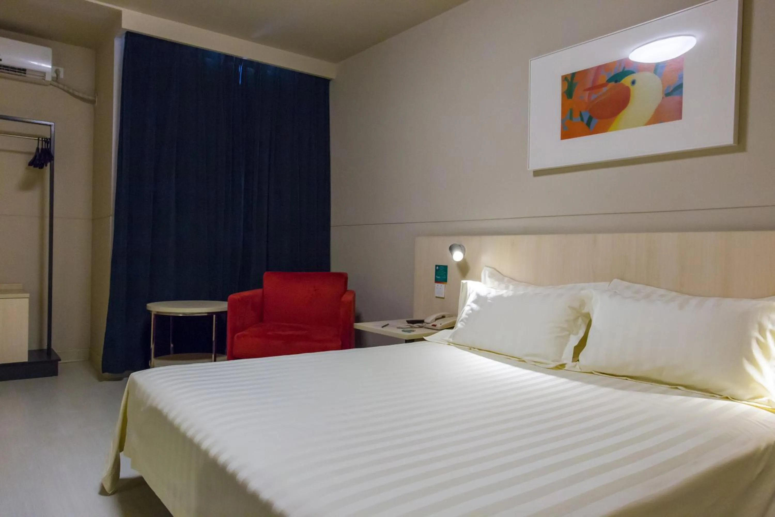 Photo of the whole room in Jinjiang Inn Tianjin South Station