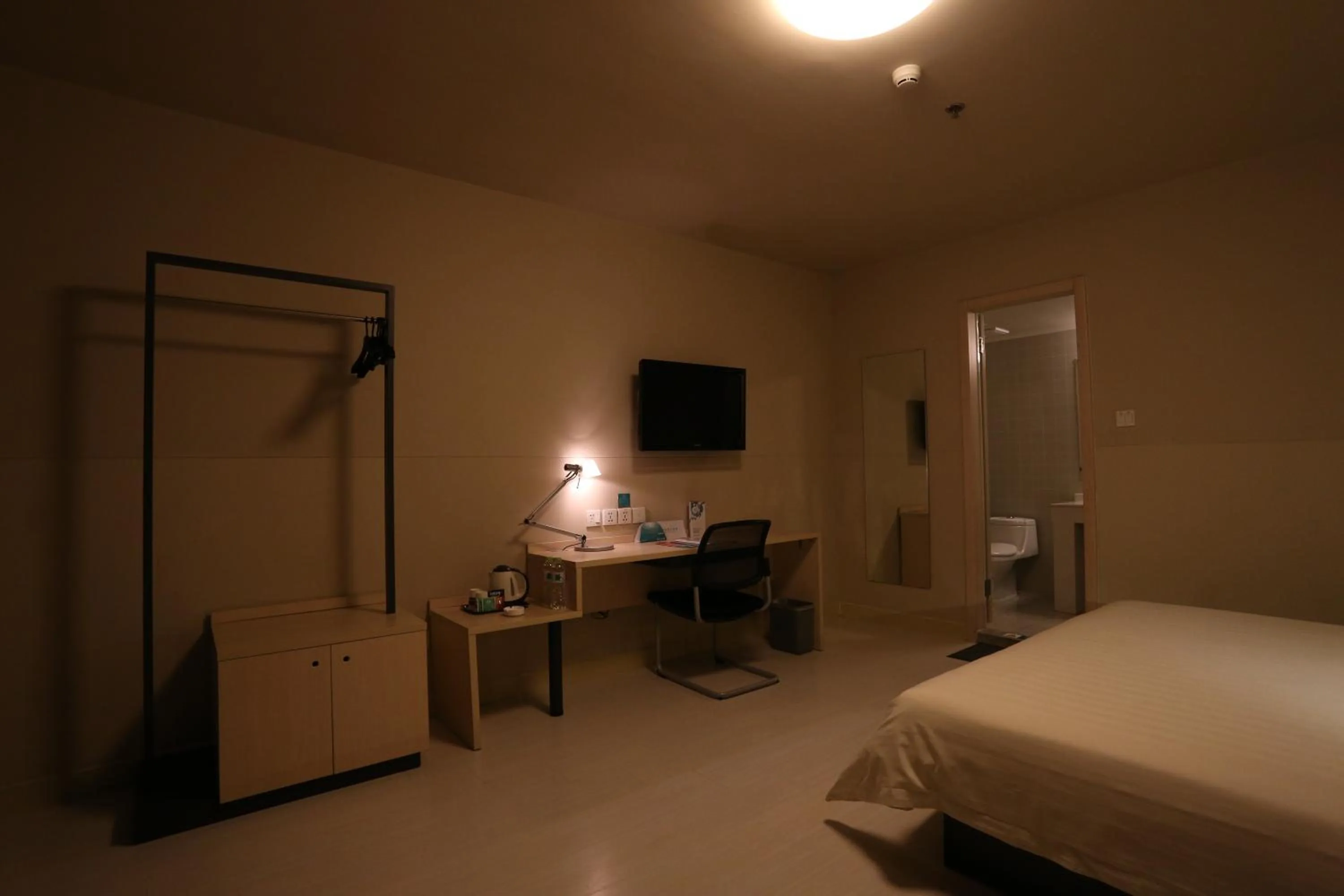 Other, Bed in Jinjiang Inn Beijing Wangfujing