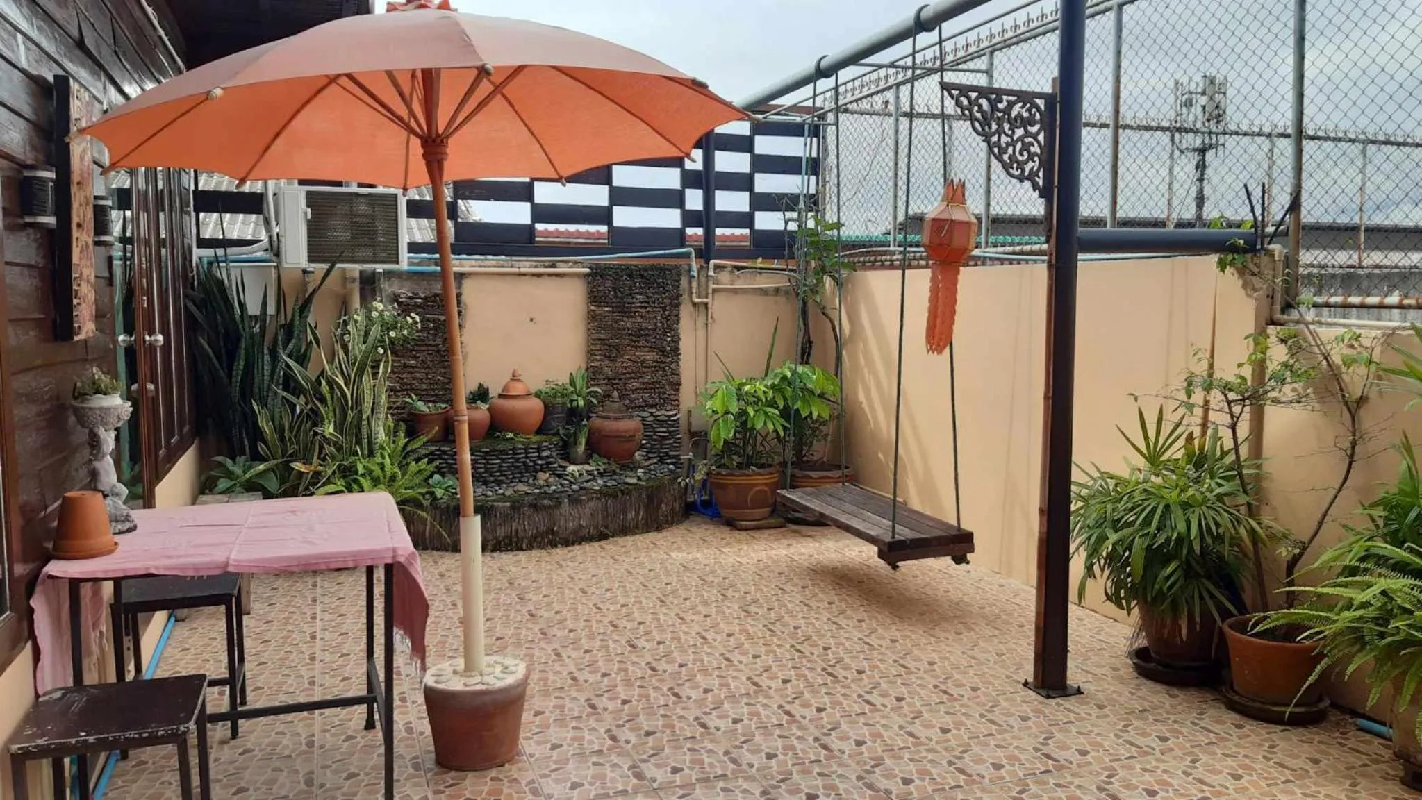 Garden in The North Hotel