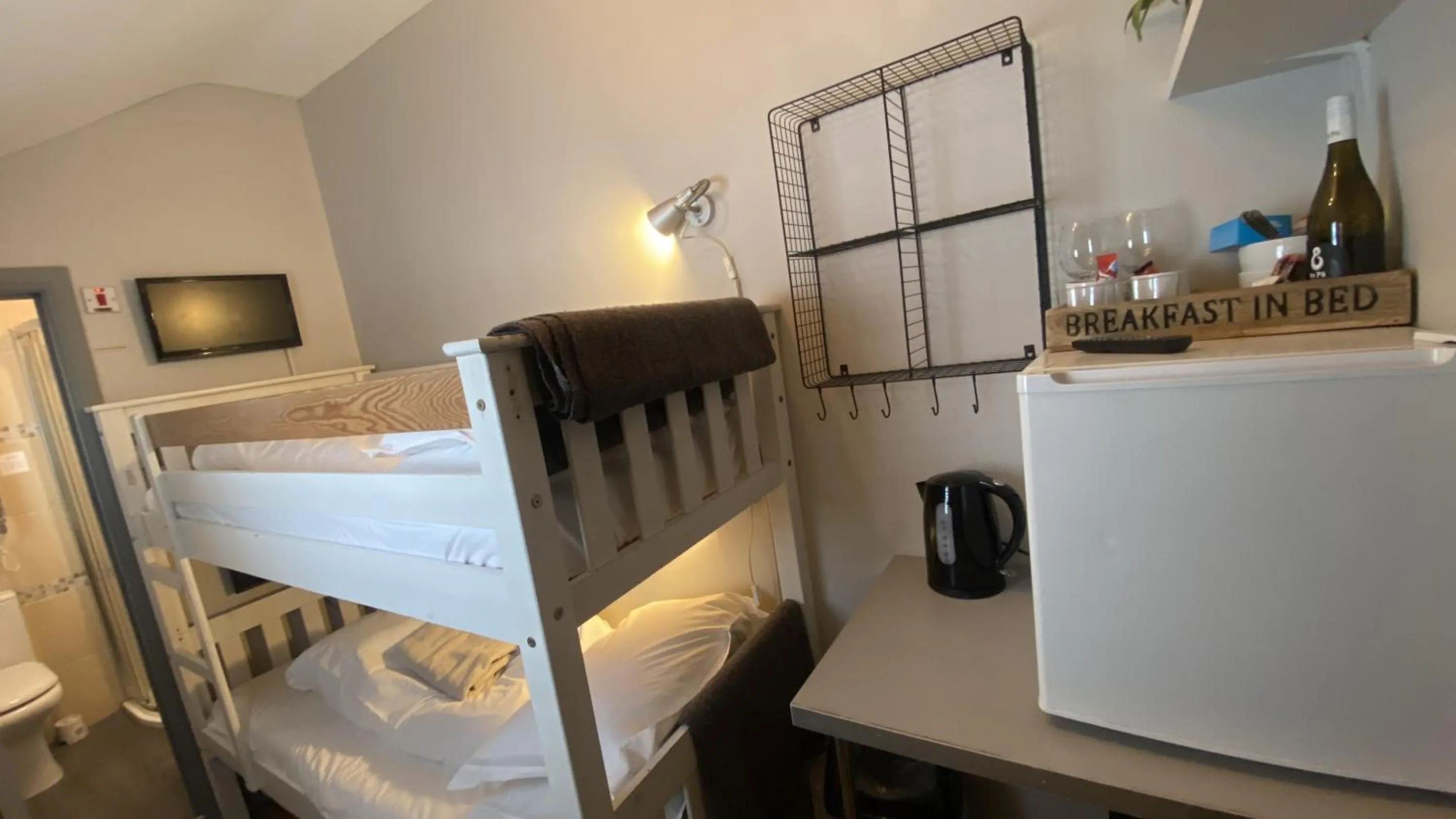 Bedroom, Bed in EI8HT Brighton Guest Accommodation