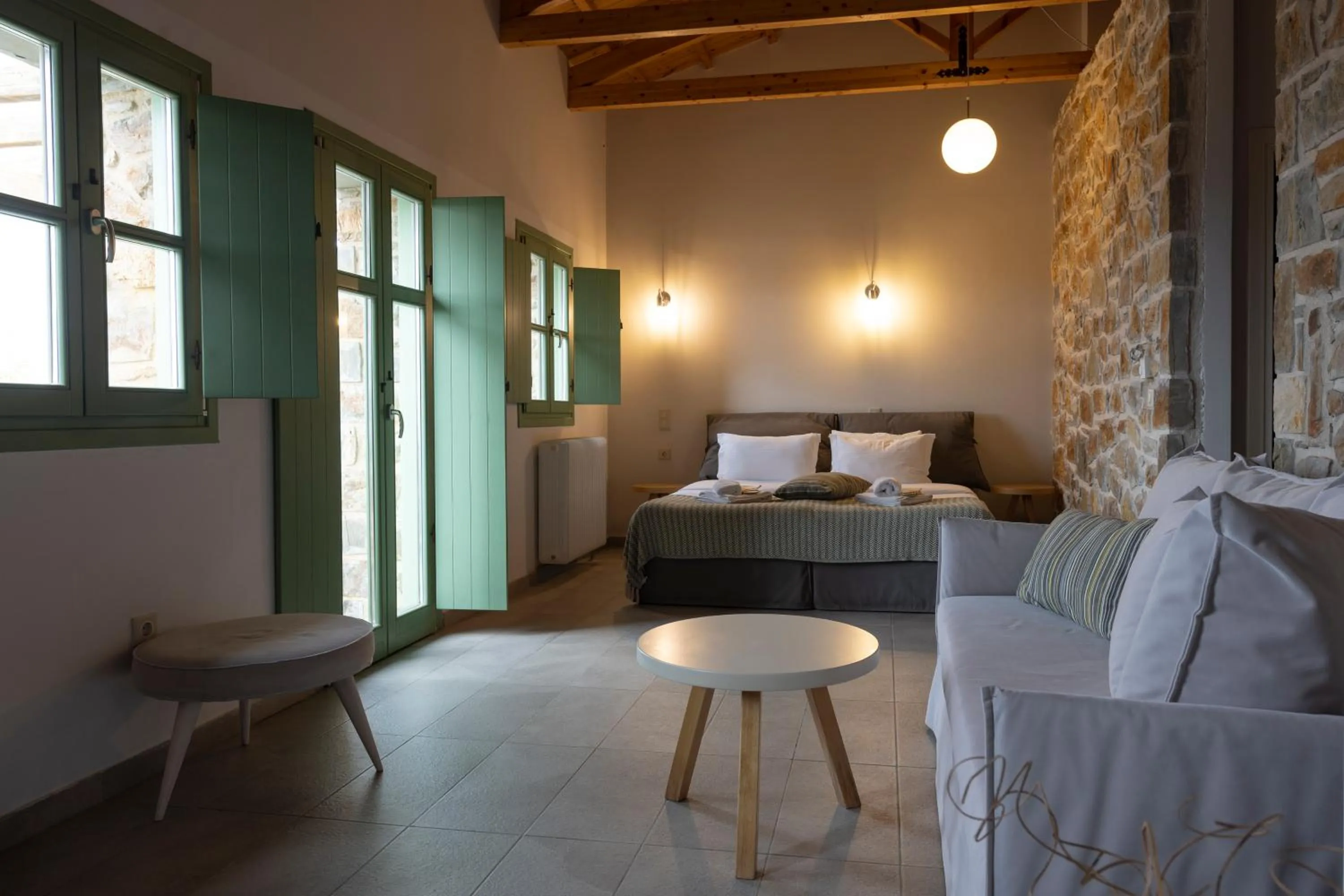 Bed in Foresta in Medias Mores